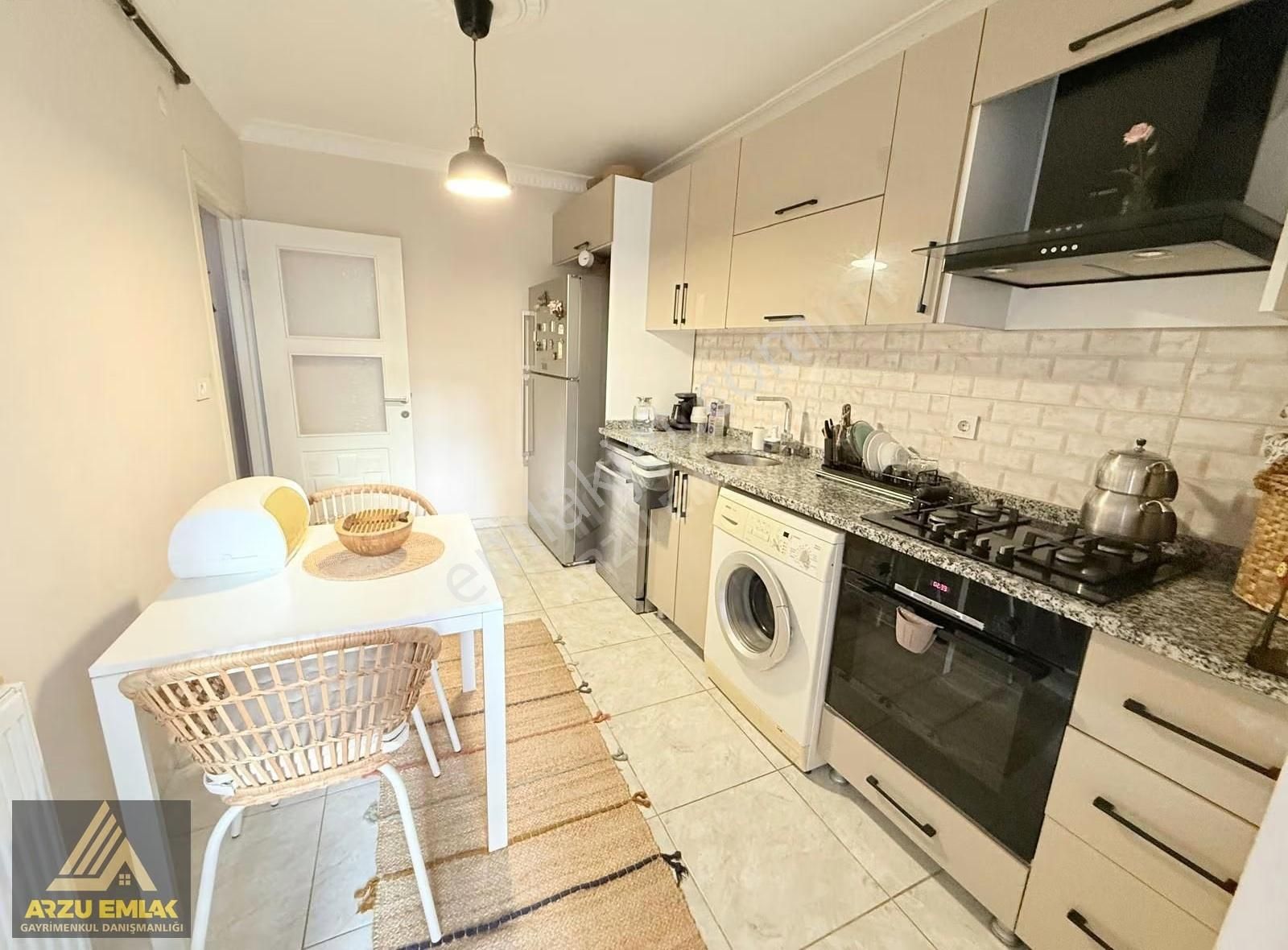 Arzu Emlaktan Satılık 75.yıl Mah. 6 Yaşında Asansörlü 2+1 Daire - Görsel 6