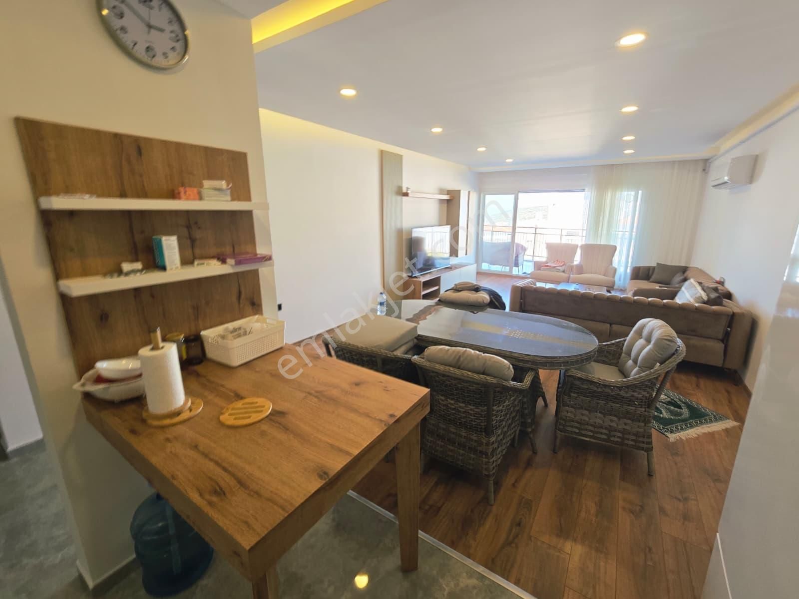 Aclass'dan Kuşadasında Satılık-manzara-güvenlik-havuz-peyzaj-kapalı Otopark-yeni-doğalgazlı-lüx 3+1 - Görsel 20