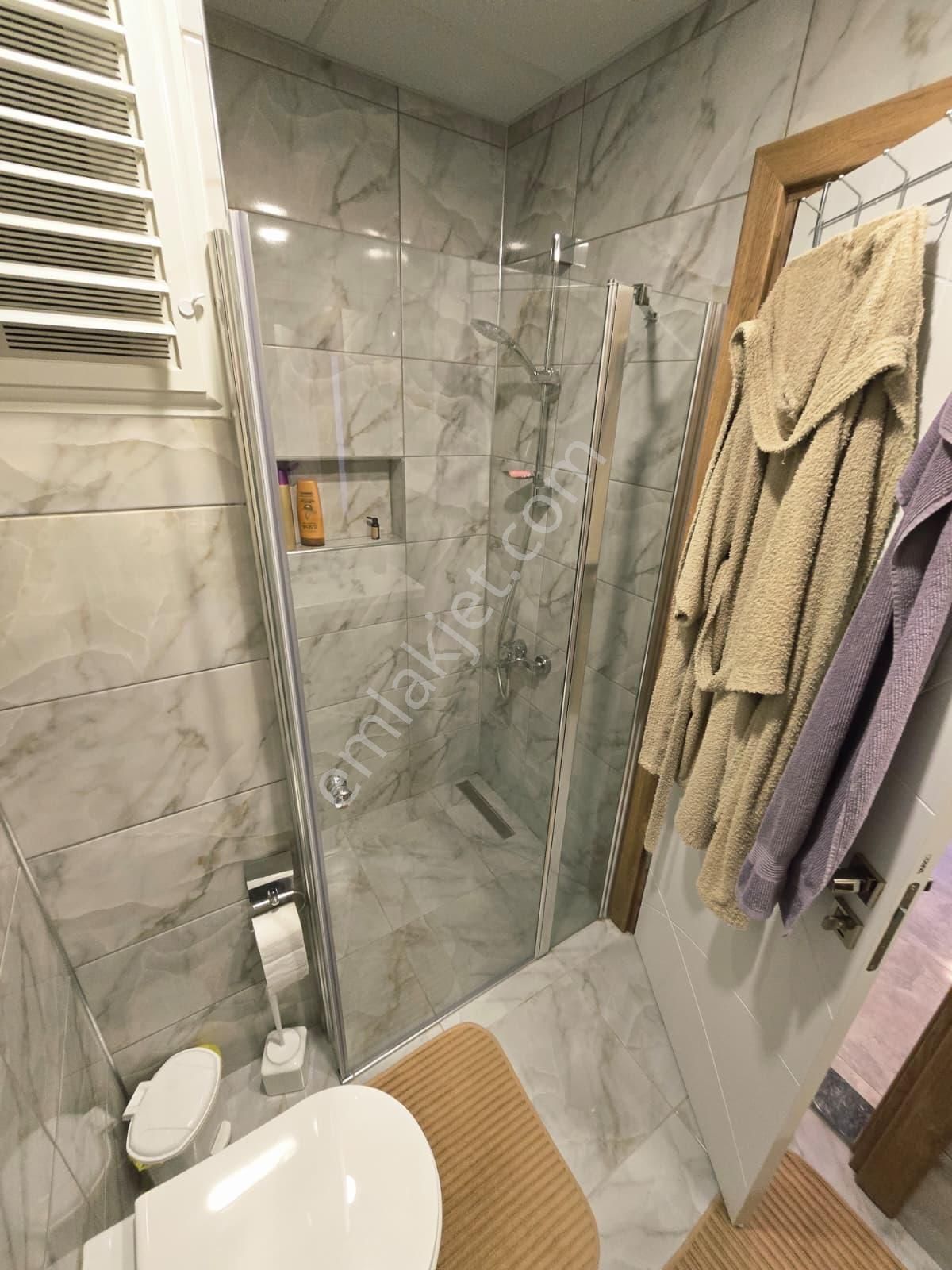 Aclass'dan Kuşadasında Satılık-manzara-güvenlik-havuz-peyzaj-kapalı Otopark-yeni-doğalgazlı-lüx 3+1 - Görsel 9