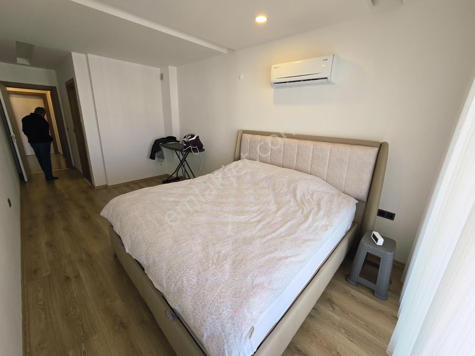 Aclass'dan Kuşadasında Satılık-manzara-güvenlik-havuz-peyzaj-kapalı Otopark-yeni-doğalgazlı-lüx 3+1 - Görsel 16