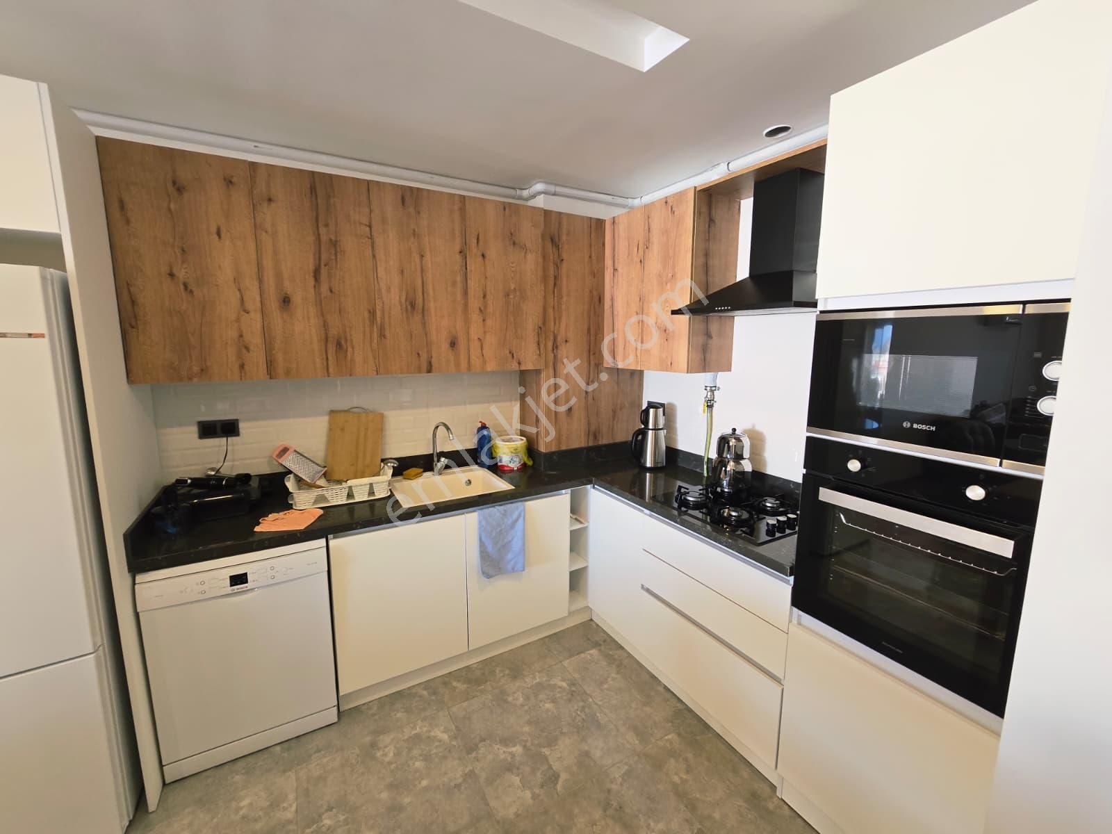 Aclass'dan Kuşadasında Satılık-manzara-güvenlik-havuz-peyzaj-kapalı Otopark-yeni-doğalgazlı-lüx 3+1 - Görsel 19