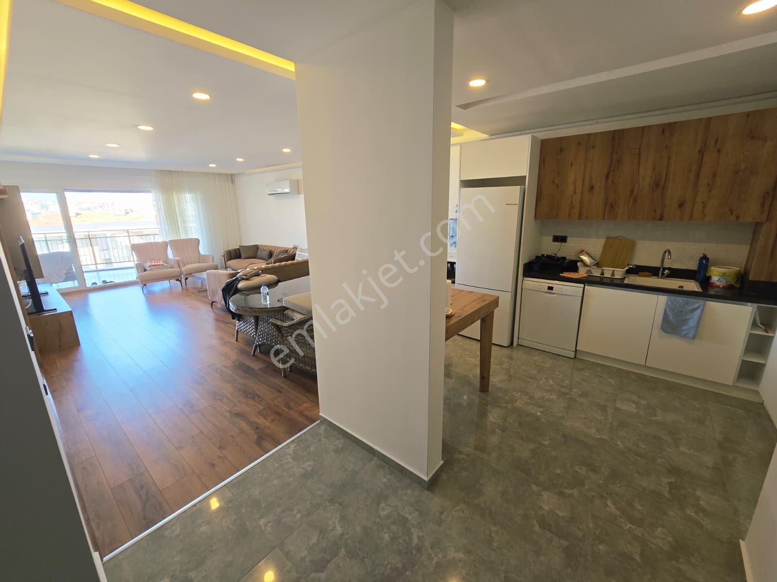 Aclass'dan Kuşadasında Satılık-manzara-güvenlik-havuz-peyzaj-kapalı Otopark-yeni-doğalgazlı-lüx 3+1 - Görsel 15