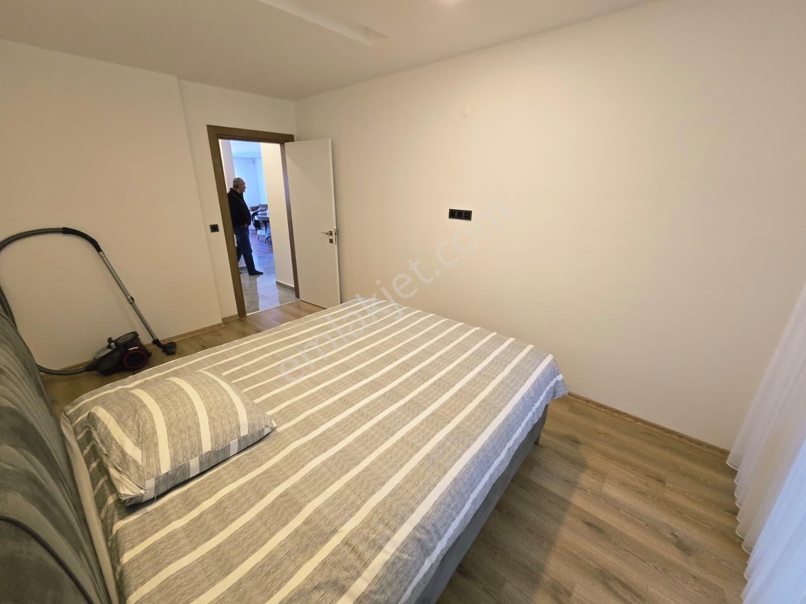 Aclass'dan Kuşadasında Satılık-manzara-güvenlik-havuz-peyzaj-kapalı Otopark-yeni-doğalgazlı-lüx 3+1 - Görsel 33