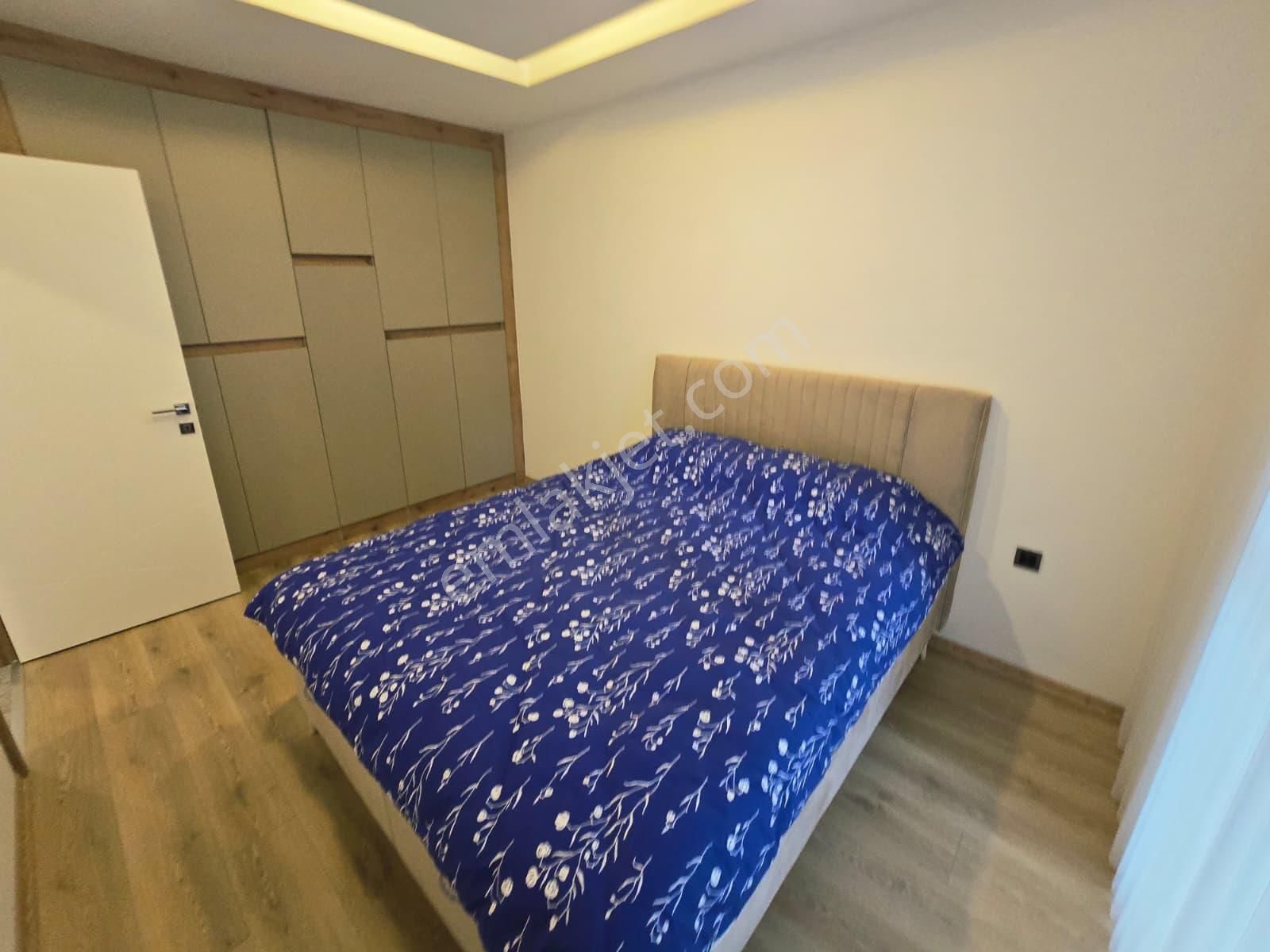 Aclass'dan Kuşadasında Satılık-manzara-güvenlik-havuz-peyzaj-kapalı Otopark-yeni-doğalgazlı-lüx 3+1 - Görsel 31