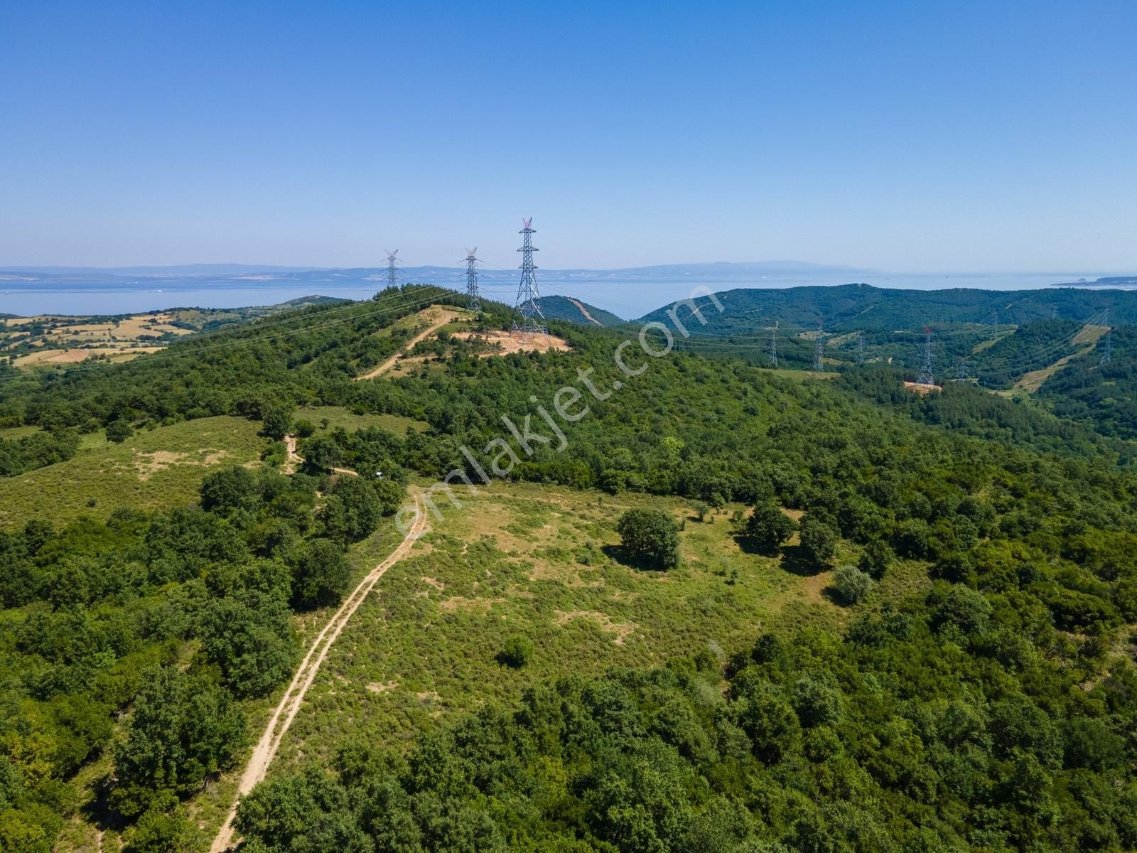 Lapseki Güreci'de 9.057m² Yolu Mevcut Yatırımlık Arazi - Görsel 30