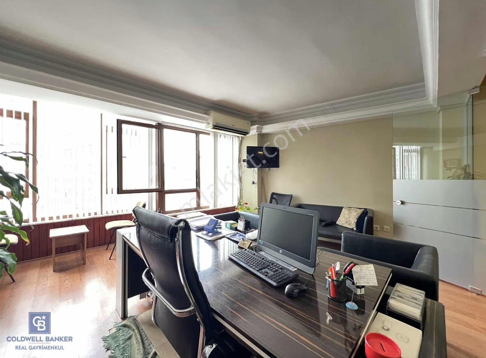 Halitağa Cadde Üzeri İki Bölümlü Eşyalı Boş Satılık Ofis - Görsel 8