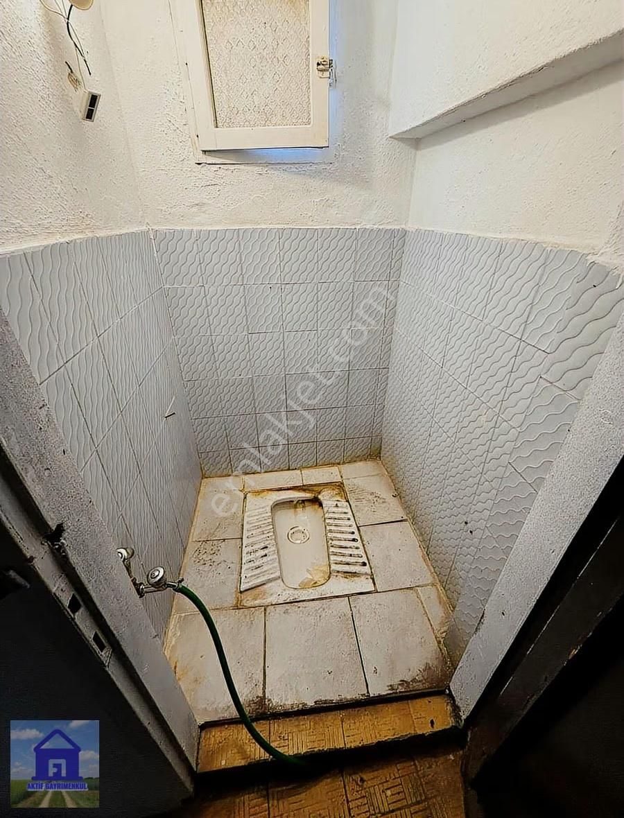 Şirinevlerde Asma Katlı Merkezi Konumda Kiralık Dükkan - Görsel 10