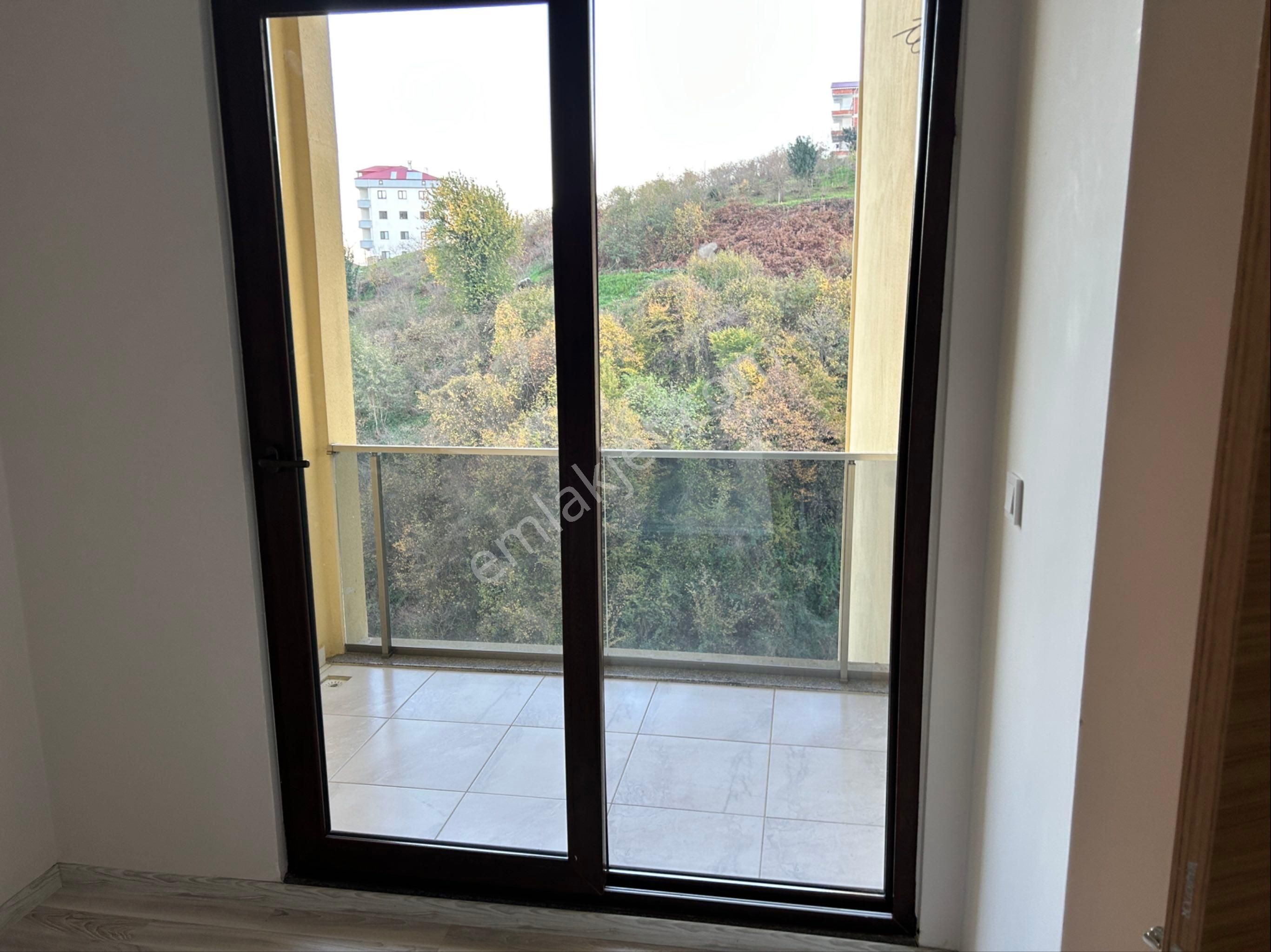 Trabzon Pelitlide Kiralık Daire /2+1 /138 M2 / Ebeveyn Banyolu - Görsel 19