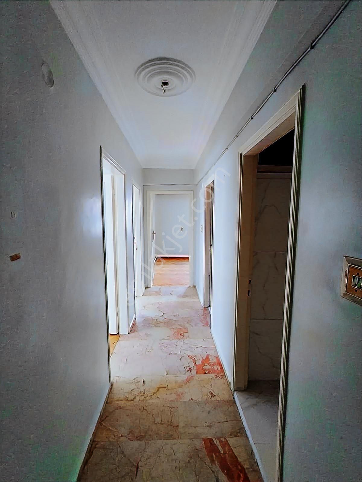 Kazımiye Mahallesinde 3+1 Geniş Kullanım Alanlı Kiralık Daire! - Görsel 33