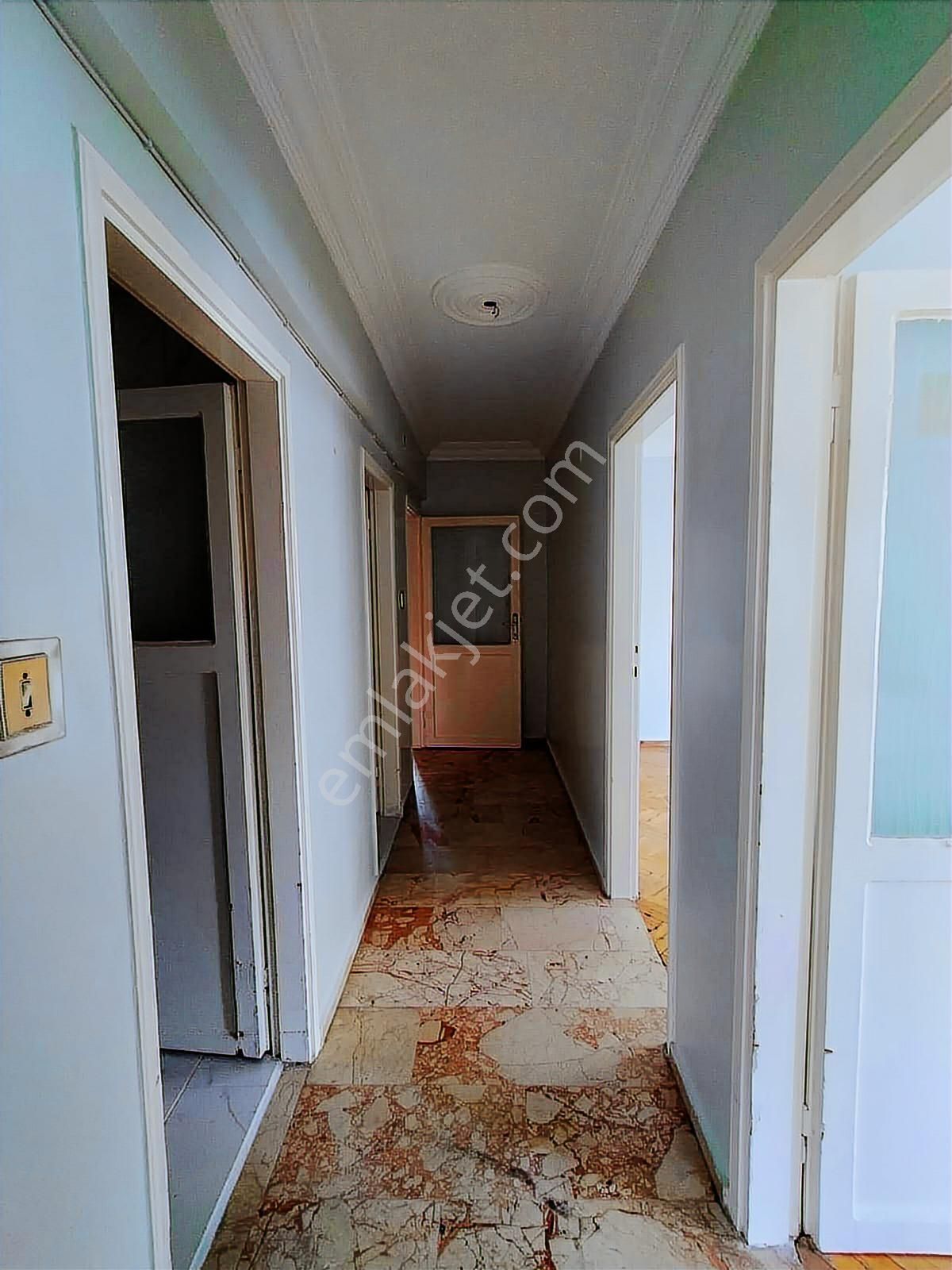 Kazımiye Mahallesinde 3+1 Geniş Kullanım Alanlı Kiralık Daire! - Görsel 31