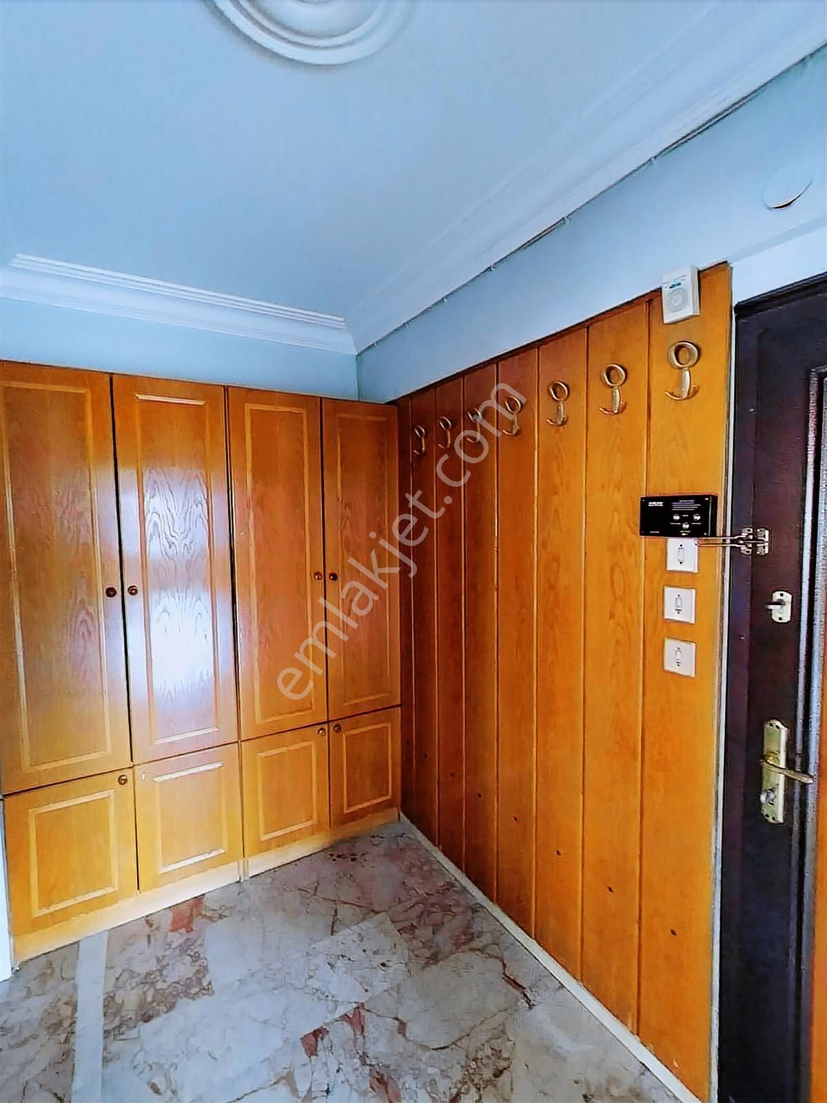 Kazımiye Mahallesinde 3+1 Geniş Kullanım Alanlı Kiralık Daire! - Görsel 34