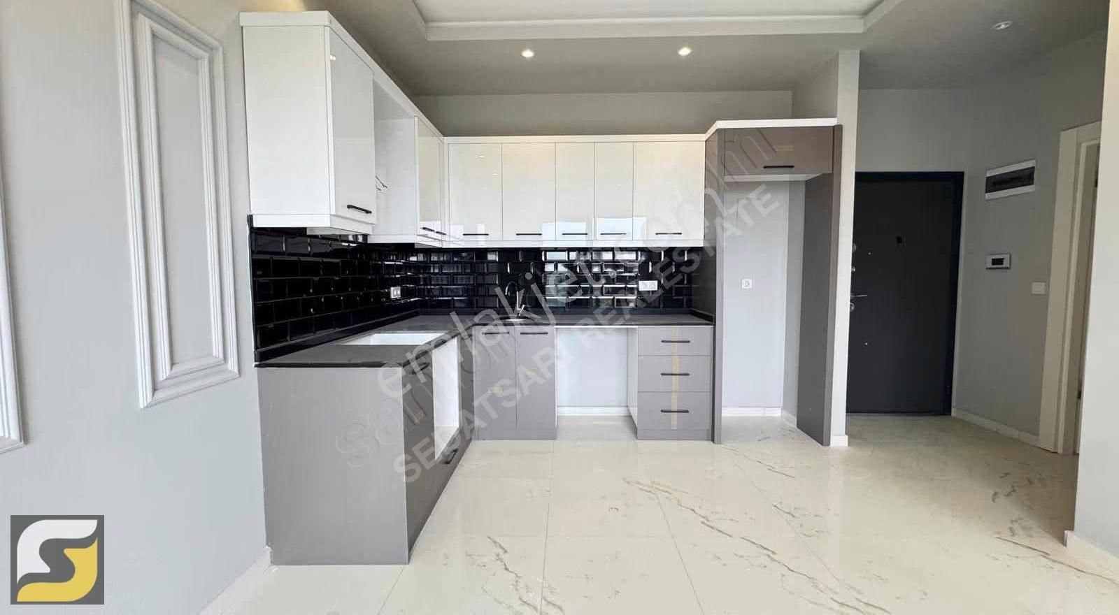 Mahmutlarda Kiralık 2+1 Manzaralı Daire - Görsel 16