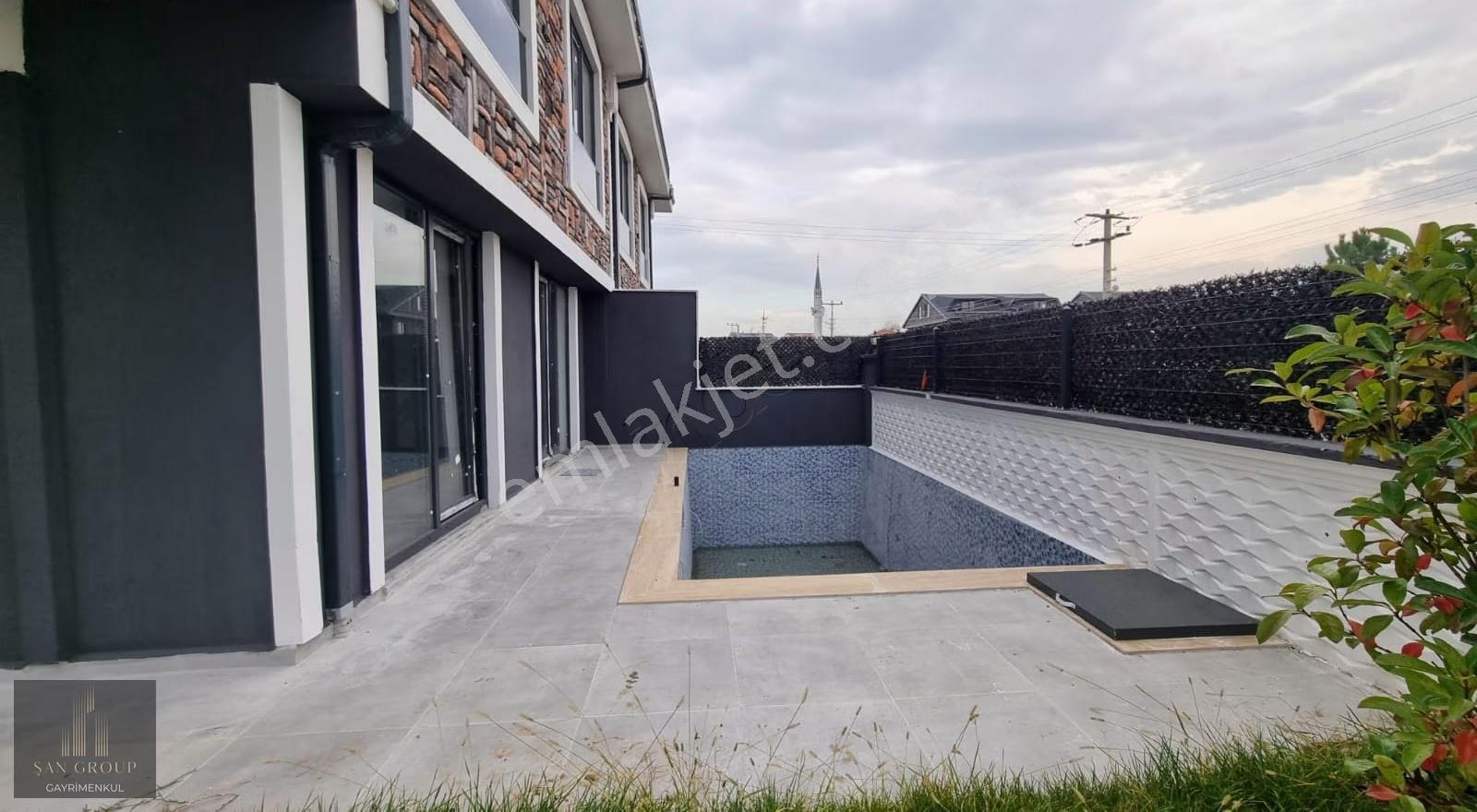 Şan Group'tan Saunalı 60m2 Müstakil Bahçeli Lüx Köşe Villa ! - Görsel 17