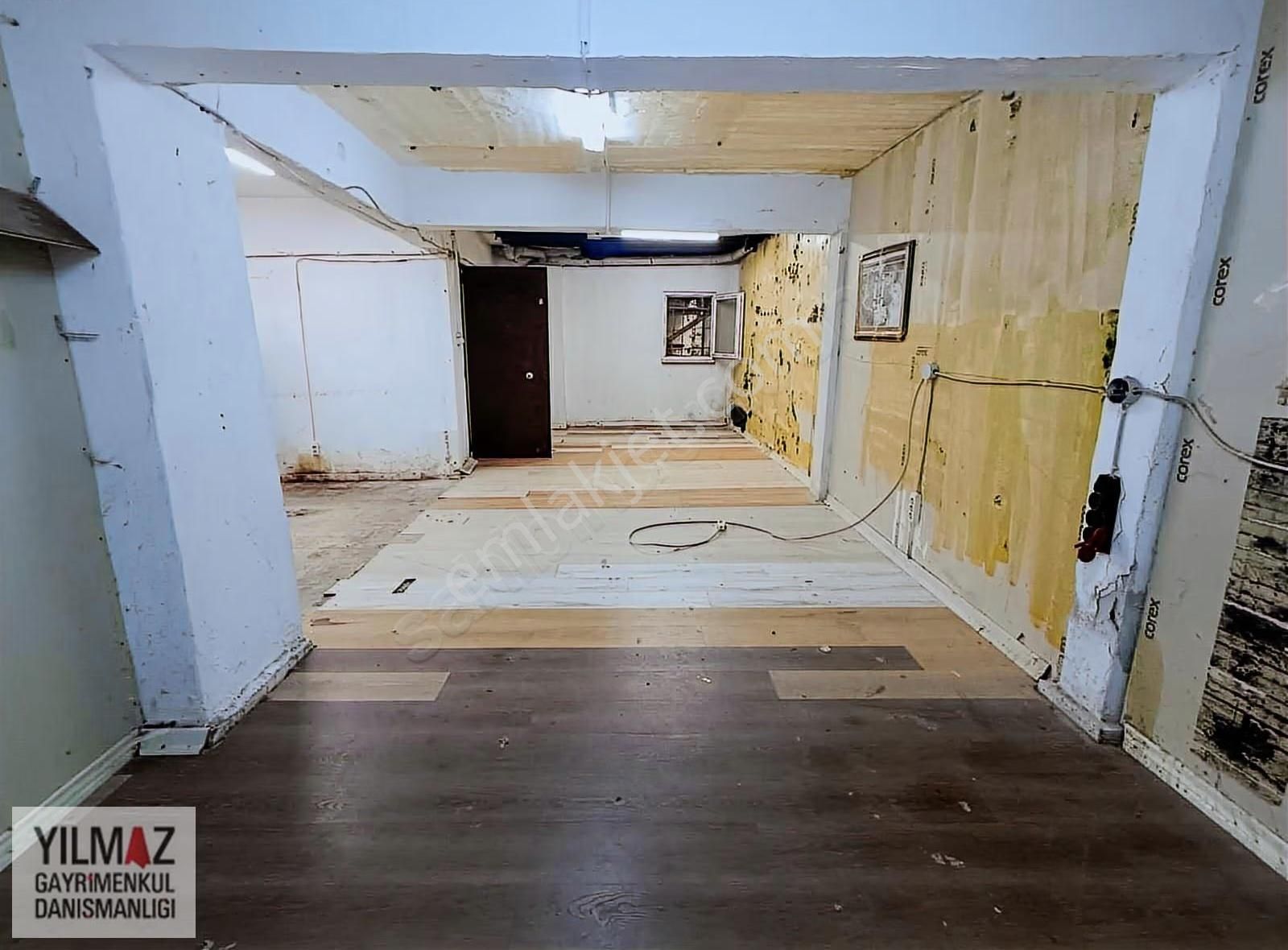 Yılmaz Gayrimenkulden Hürriyette İmalata Uygun 90 M2 Dükkan