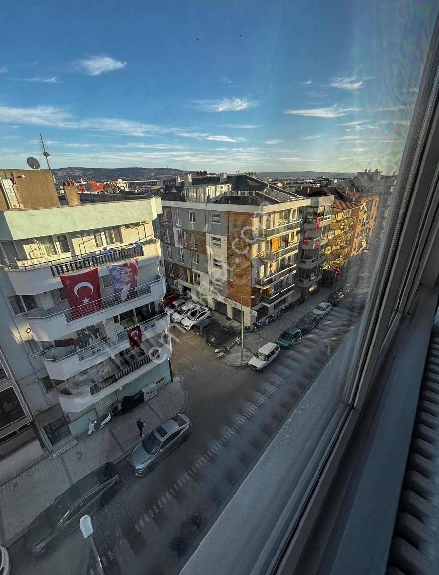 Loft Gayrimenkulden Cevatpaşa Mahallesinde Satılık 3+1 Daire - Görsel 3