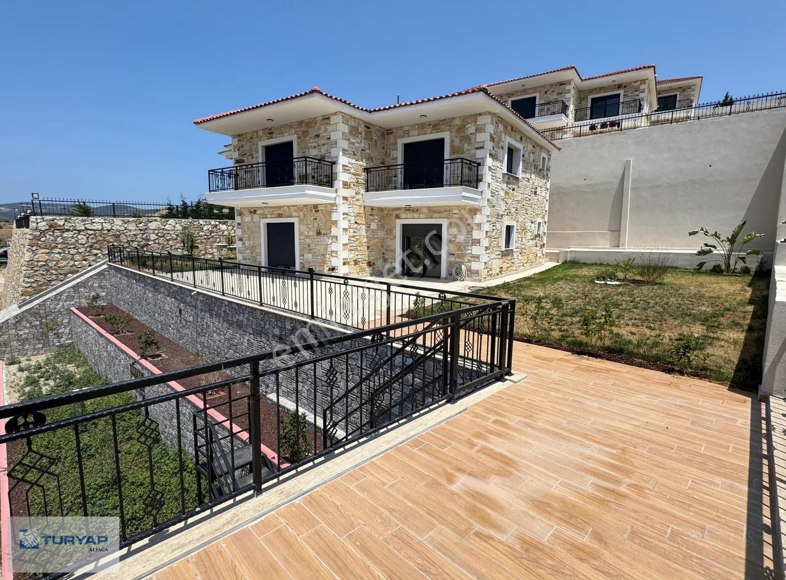 Turyaptan Foçaköy'de 4+1 Müstakil Villa Ve Huzurlu Bir Yaşam