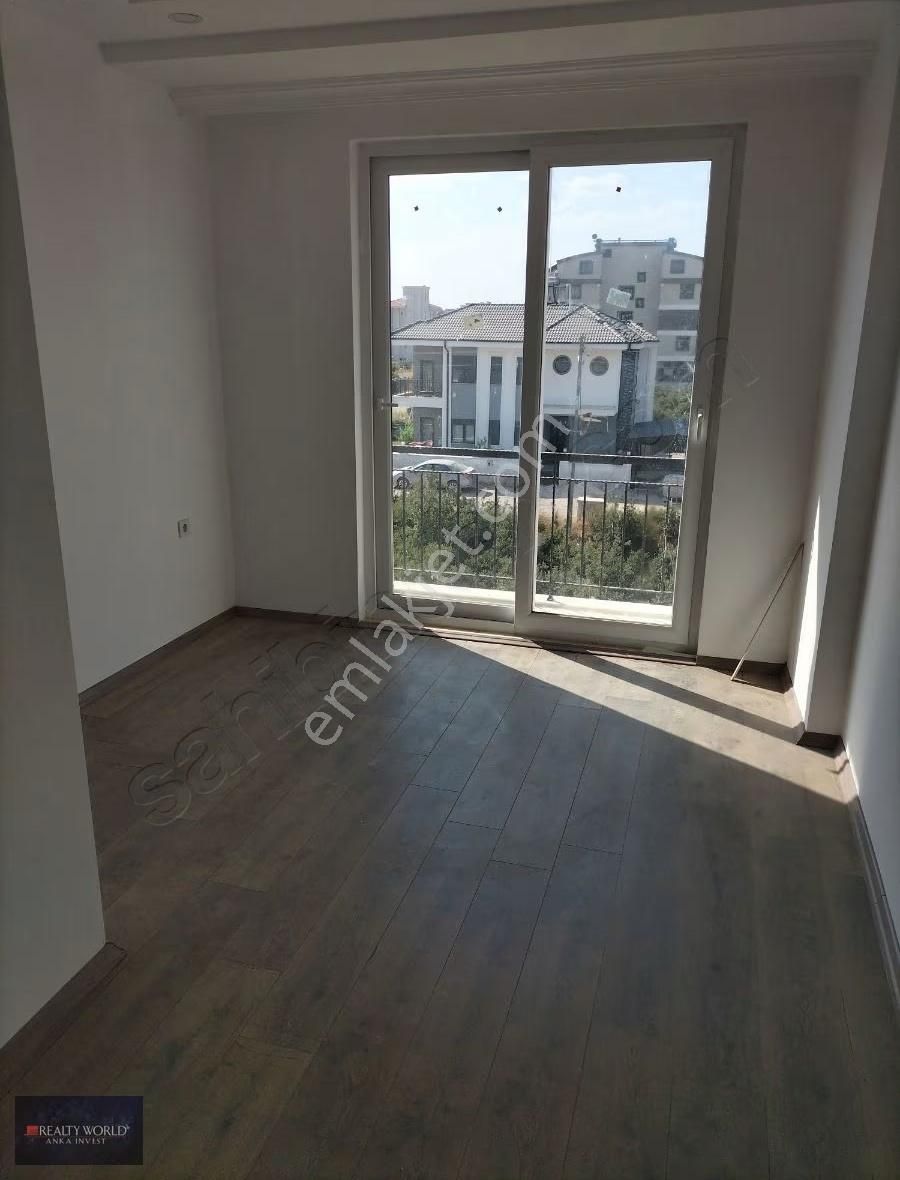 Realty World Yeniköy'de Kelepir 3+1 Daire - Görsel 5