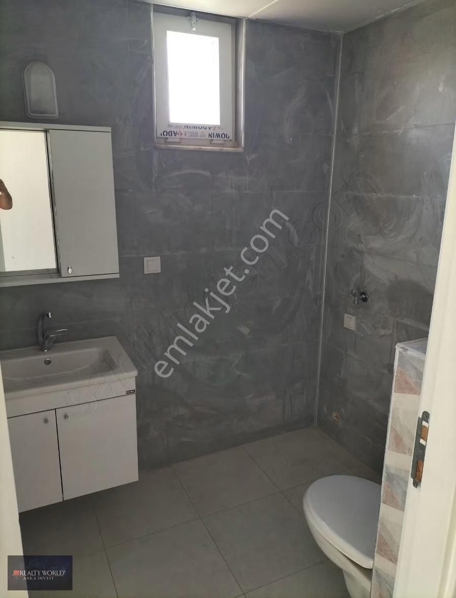 Realty World Yeniköy'de Kelepir 3+1 Daire - Görsel 12