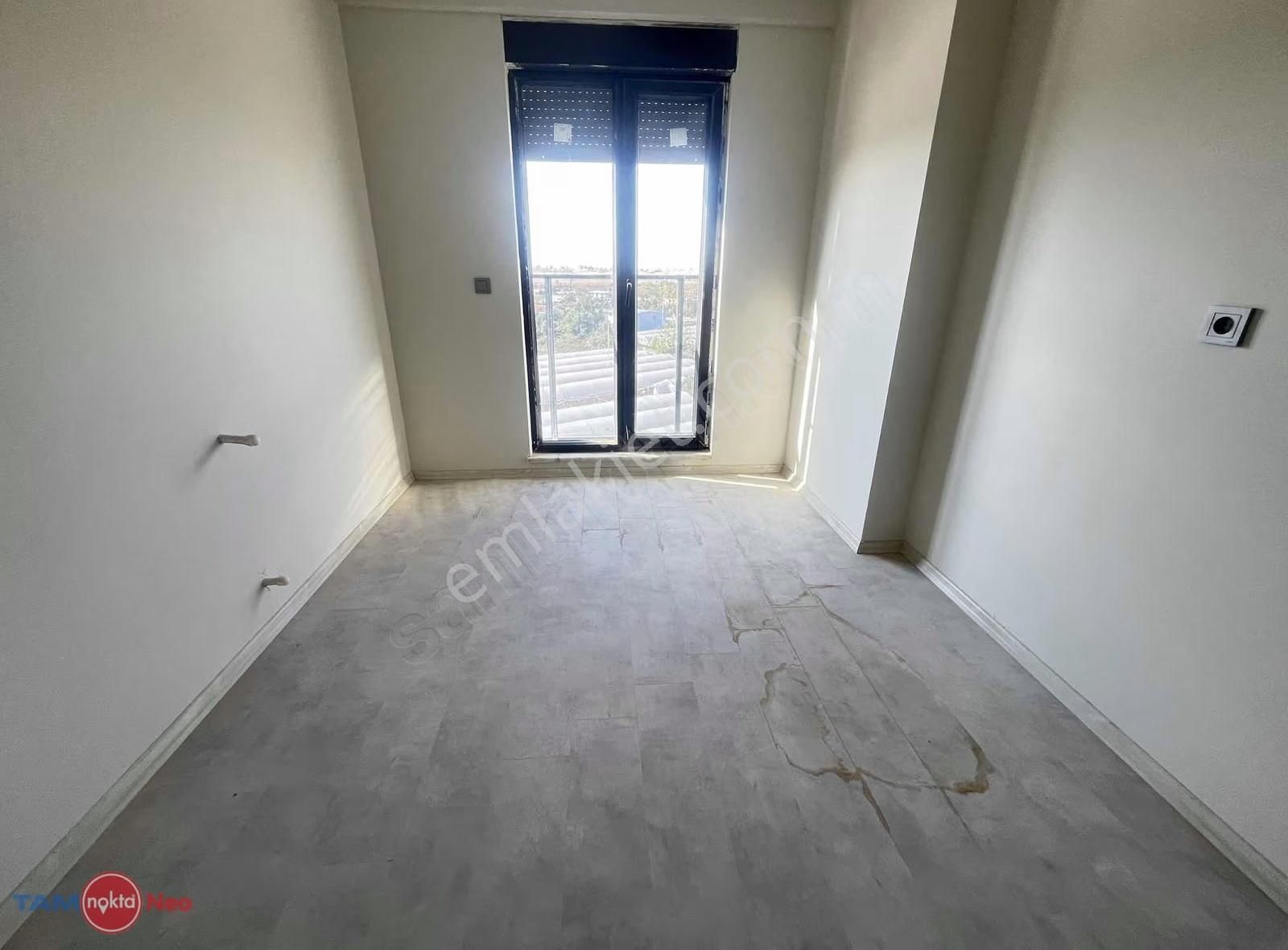 Altıntaş'ta Geniş Peyzajlı Sitede Ferah 2+1 Satılık Daire - Görsel 2