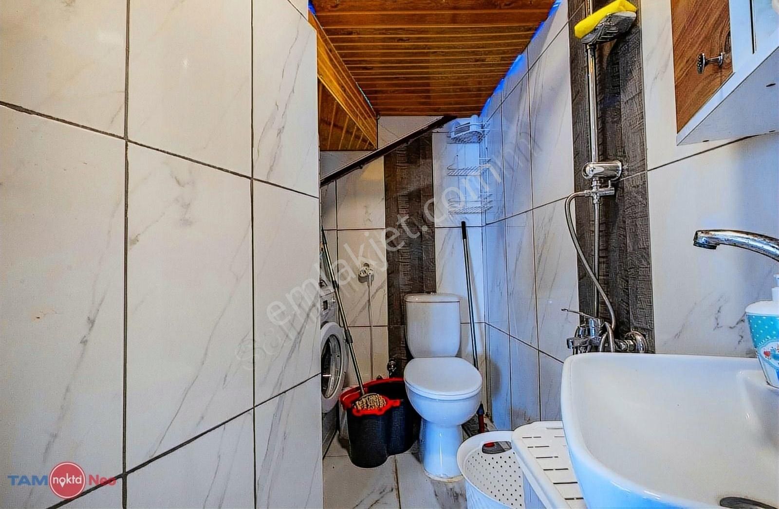 Kemerağzı Oteller Bölgesi 4+1 Eşyalı Kiralık Tripleks - Görsel 13