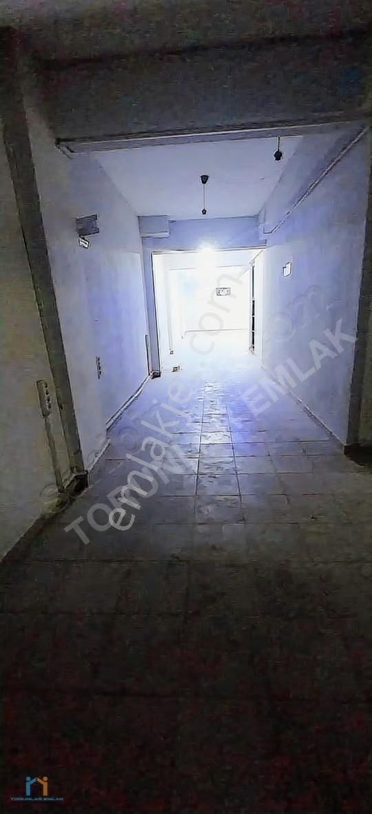 Torunlar Emlak Dan Satılık Giriş Dükkan Depolu 140 M2 - Görsel 2