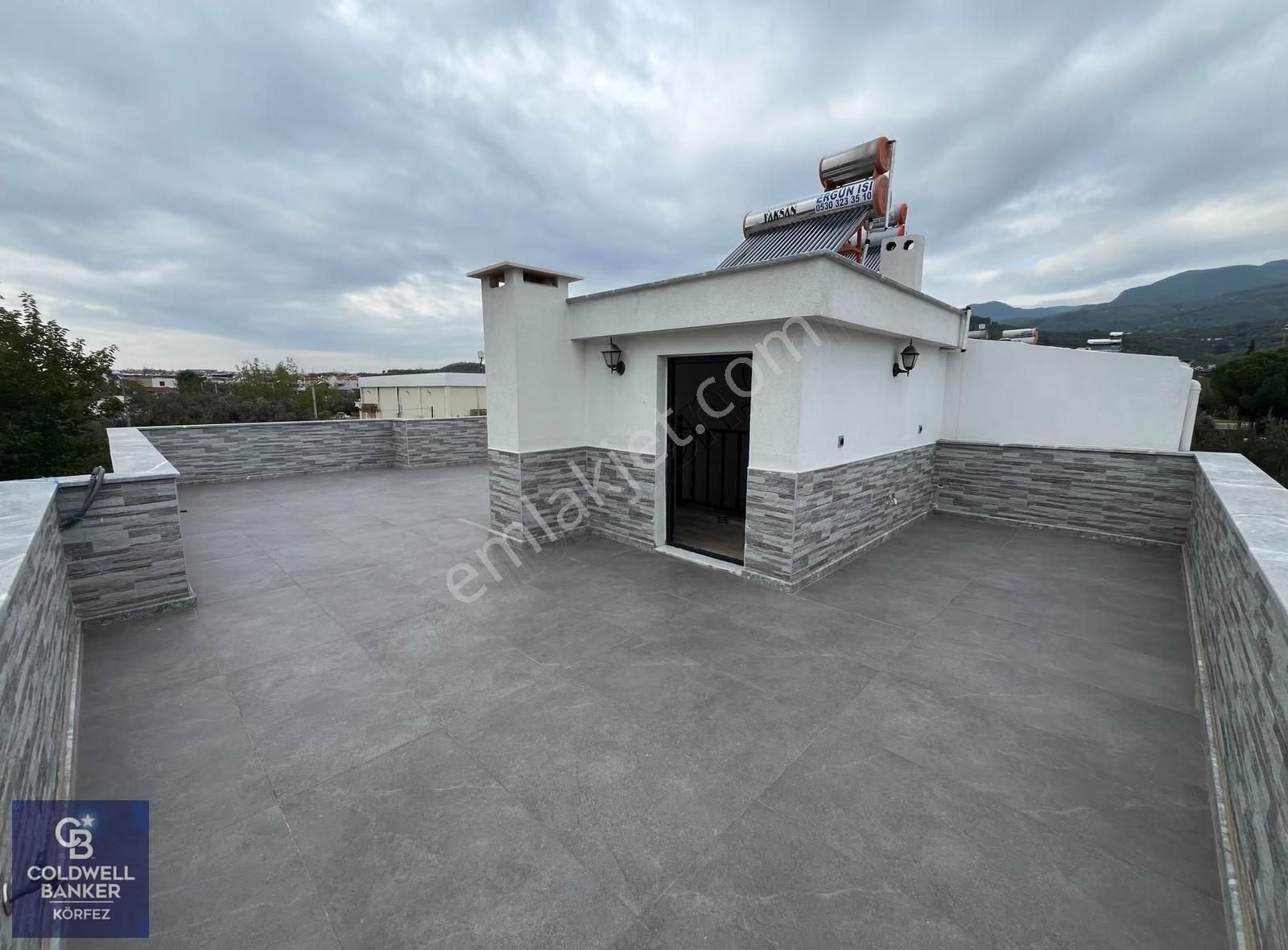 Güre'de Denize 500 Mt 238 M² Arsa İçinde 3 Katlı Müstakil Villa - Görsel 18