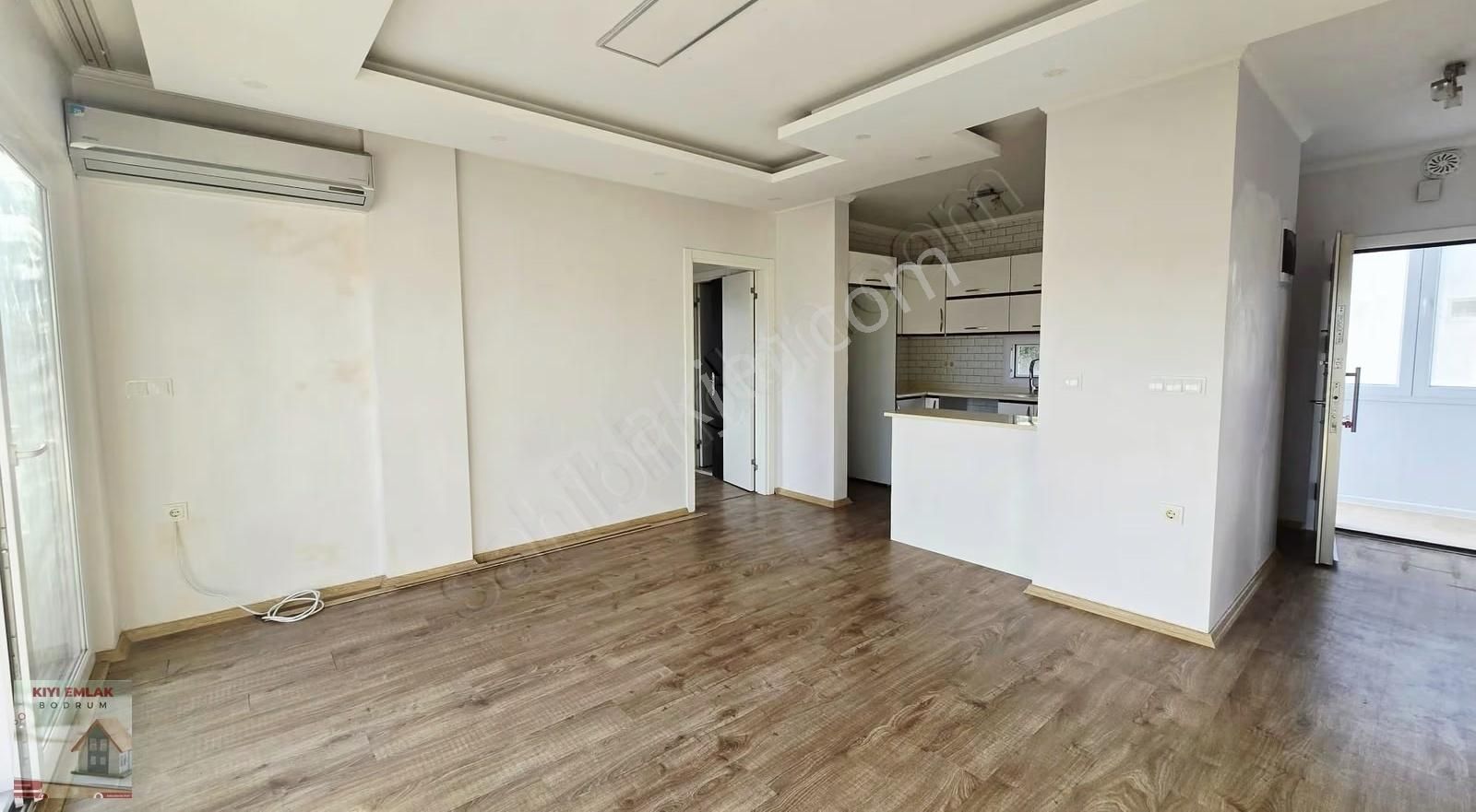 Kıyı Emlak'tan Turgutreis Bahçelievler Ebeveyn Banyolu Üst Kat - Görsel 13