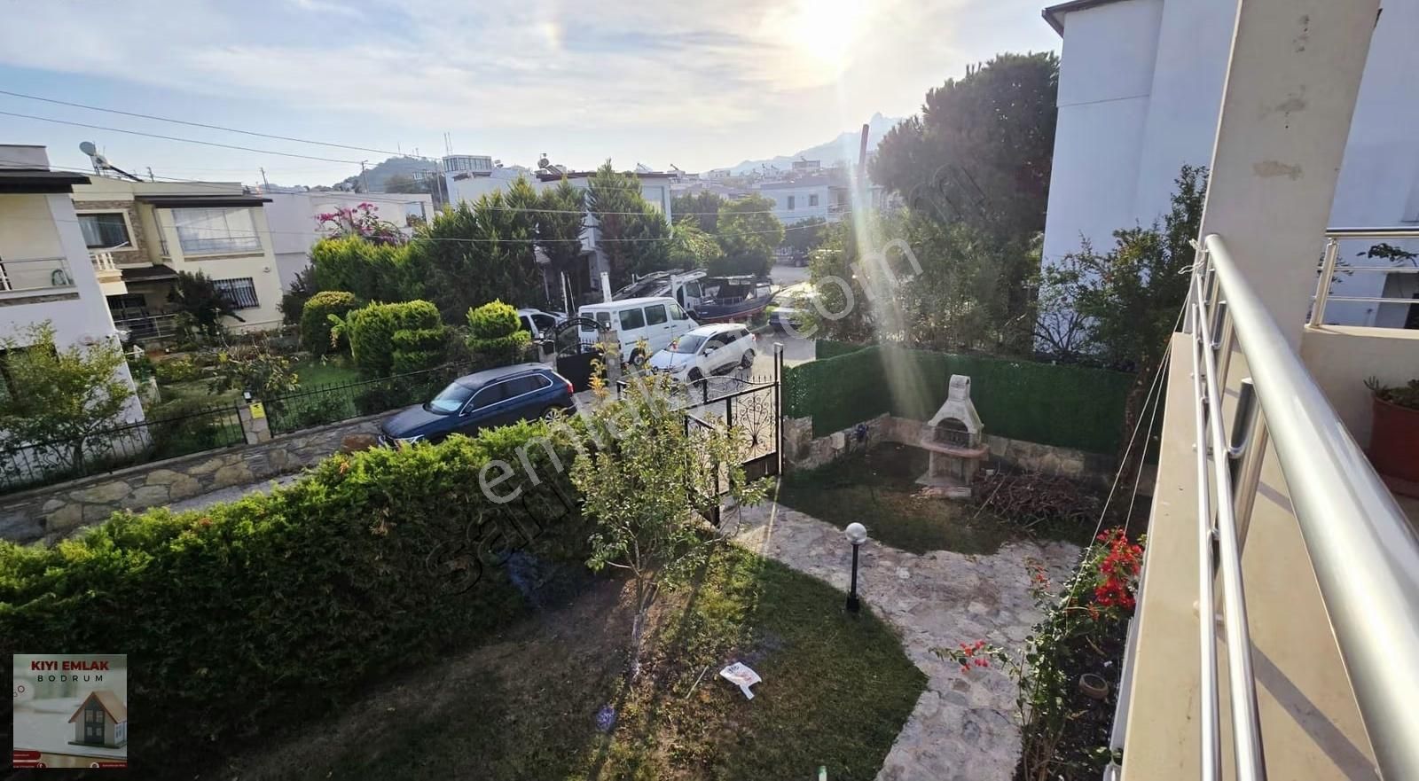 Kıyı Emlak'tan Turgutreis Bahçelievler Ebeveyn Banyolu Üst Kat - Görsel 2