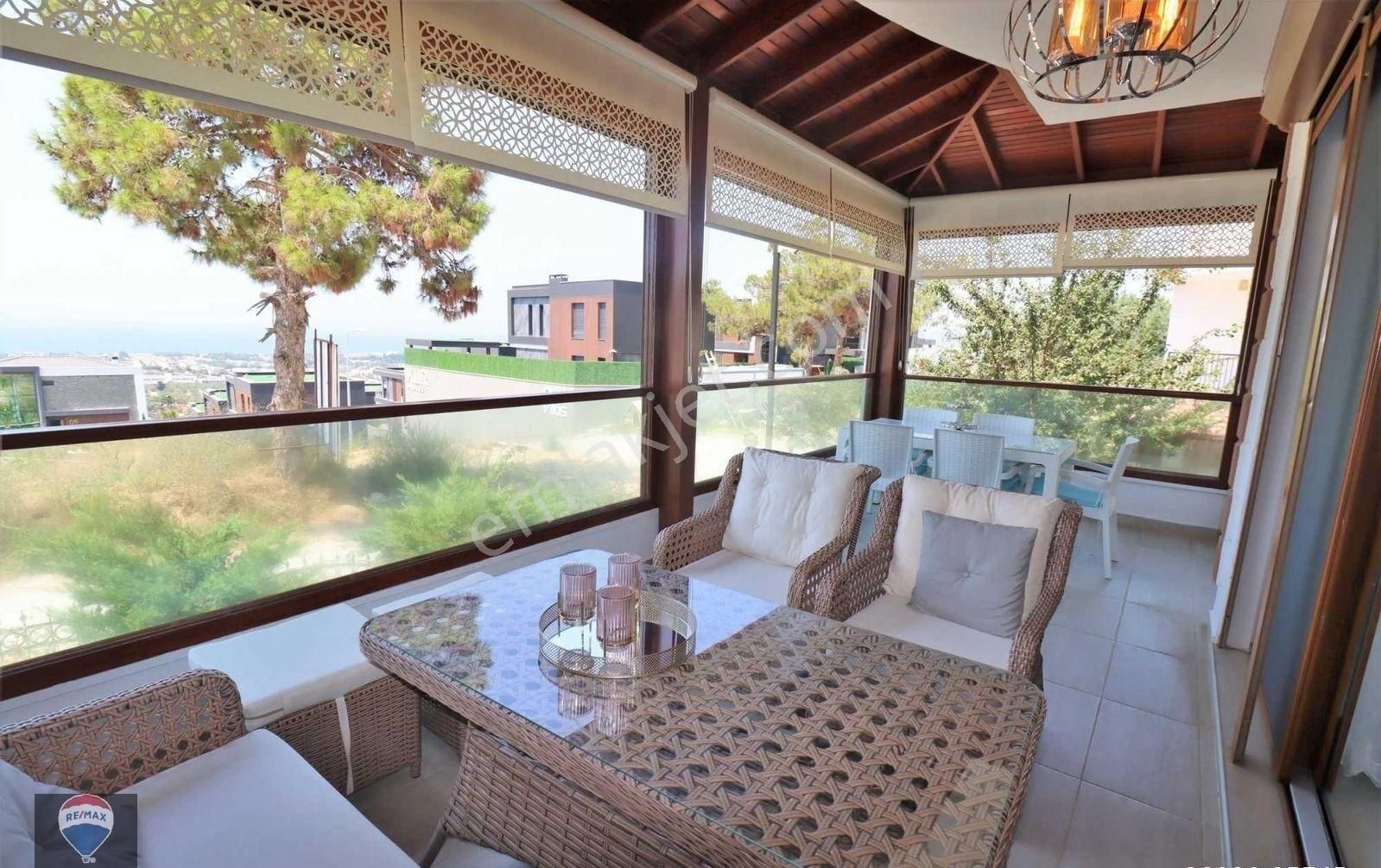 Kuşadası Soğucak Mah. Deniz Manzaralı Satılık 4+2 Villa - Görsel 28