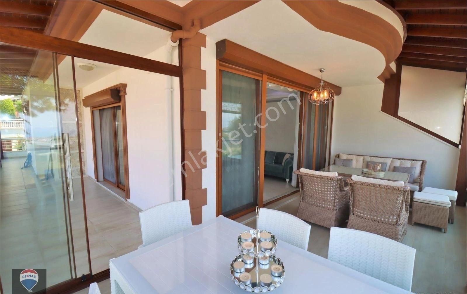 Kuşadası Soğucak Mah. Deniz Manzaralı Satılık 4+2 Villa - Görsel 30