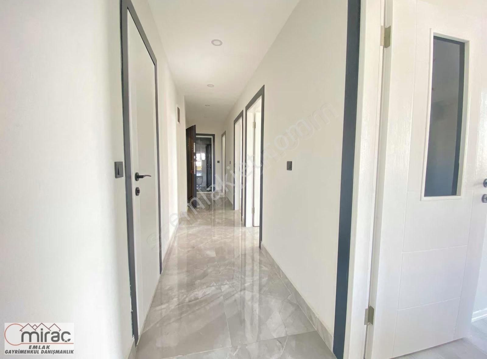 Lüks Site İçerisinde Havuzlu Ara Kat 3+1 Geniş Ve Ferah Daire - Görsel 9