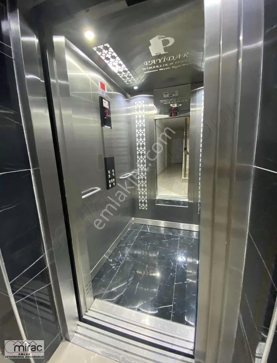 Lüks Site İçerisinde Havuzlu Ara Kat 3+1 Geniş Ve Ferah Daire - Görsel 2