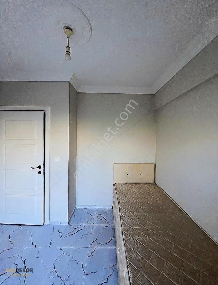 Başdekor Gayrimenkul'den Satılık 2+1 Eşyalı Daire Kam***e - Görsel 3