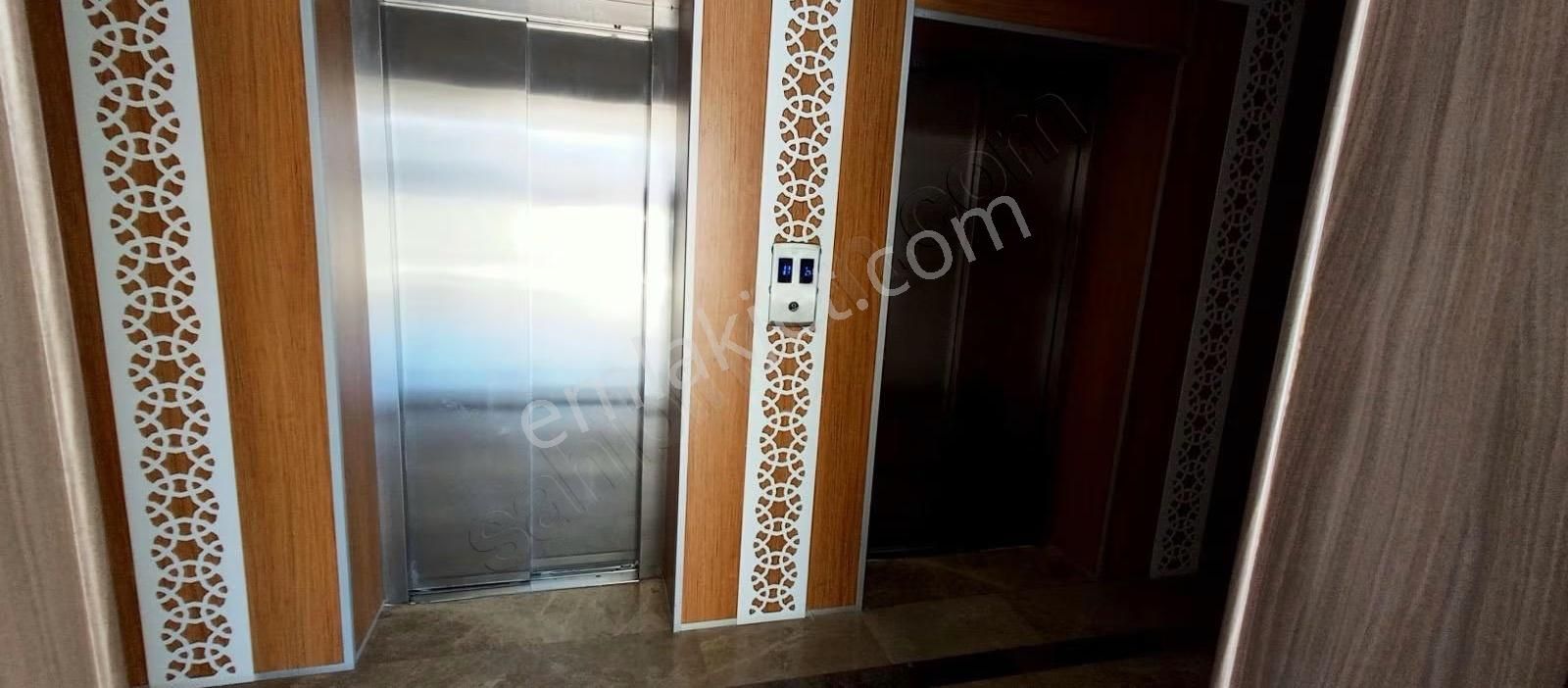 Konyaaltı Mollayusuf,ta Site İçi Kapalı Otopark Havuzlu Kiralık - Görsel 3