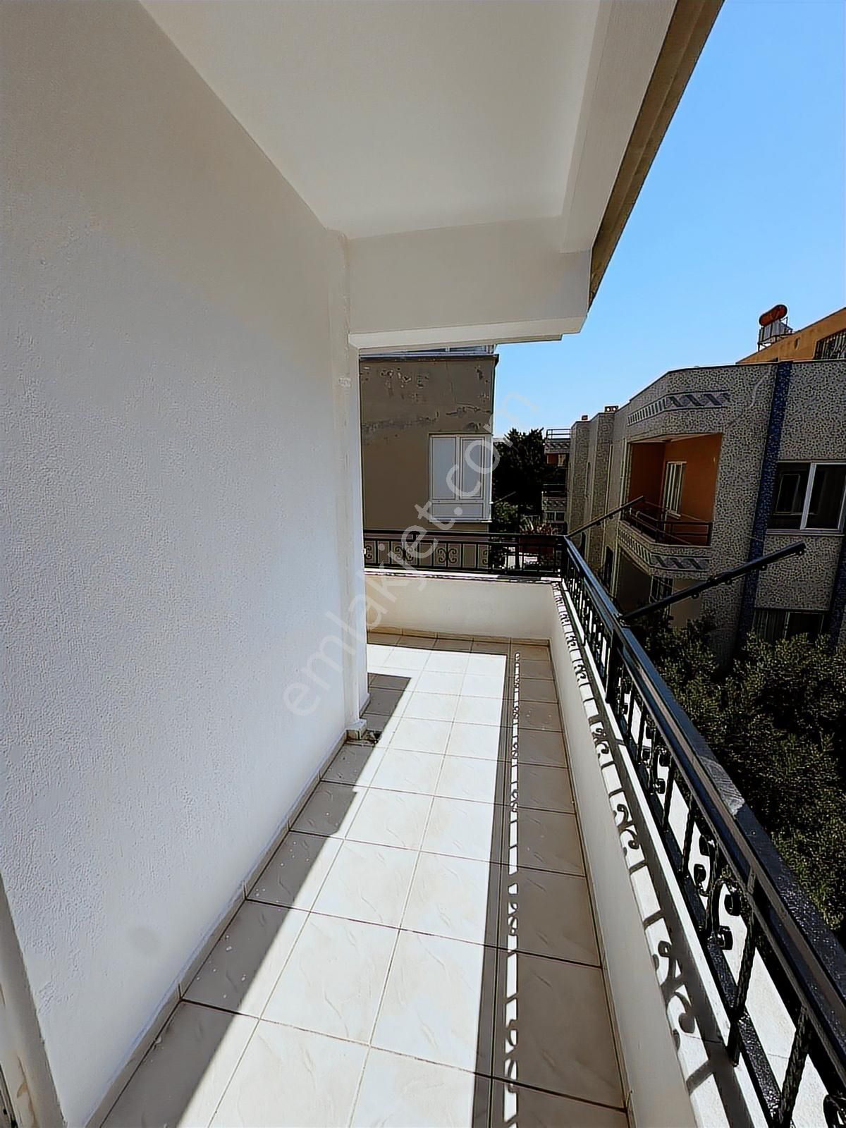 Didim Çamlık Mahallesi Denize Çok Yakın Arakat 2+1 Daire - Görsel 3