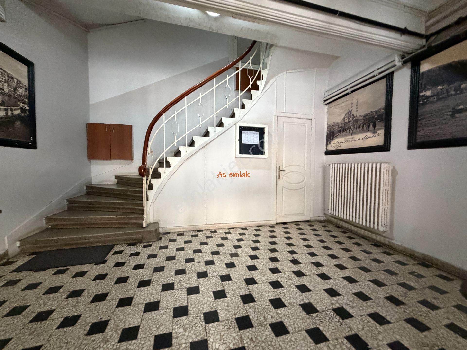 As Emlak Tan 1+1 Eşyalı Kurtuluş Caddesinde 60m2 Çatı Katı Daire - Görsel 32