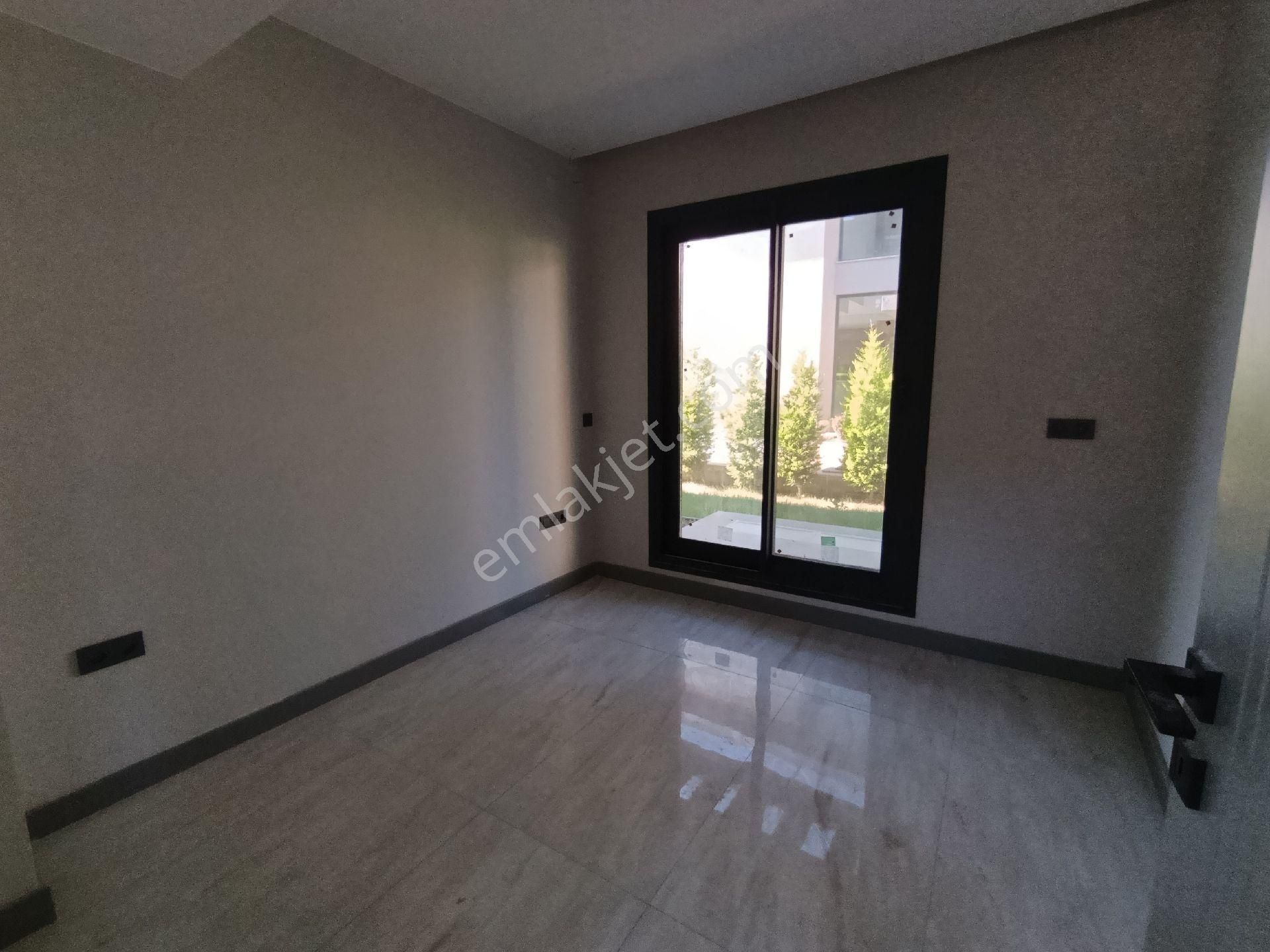 Acil! Kuşadası’nın En Prestijli Konumunda Havuzlu Akıllı Villa – Kaçırılmayacak Fırsat - Görsel 21