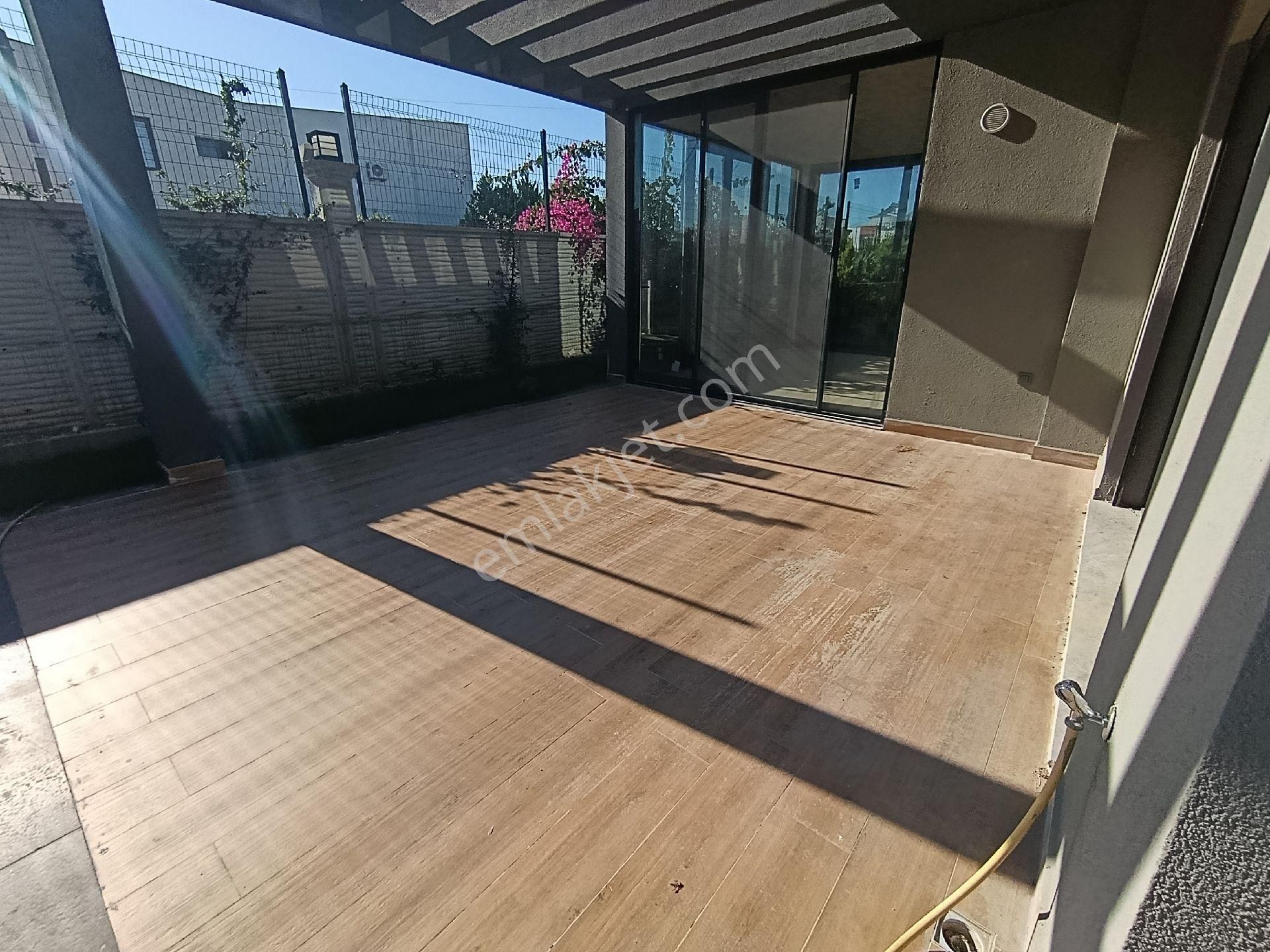 Acil! Kuşadası’nın En Prestijli Konumunda Havuzlu Akıllı Villa – Kaçırılmayacak Fırsat - Görsel 17