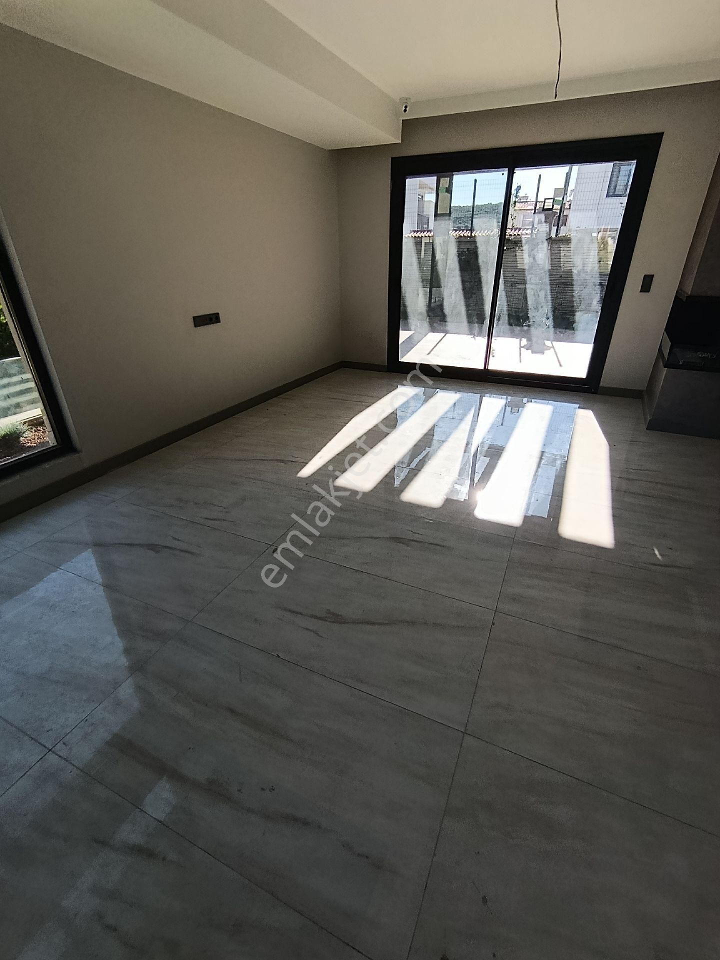 Acil! Kuşadası’nın En Prestijli Konumunda Havuzlu Akıllı Villa – Kaçırılmayacak Fırsat - Görsel 11