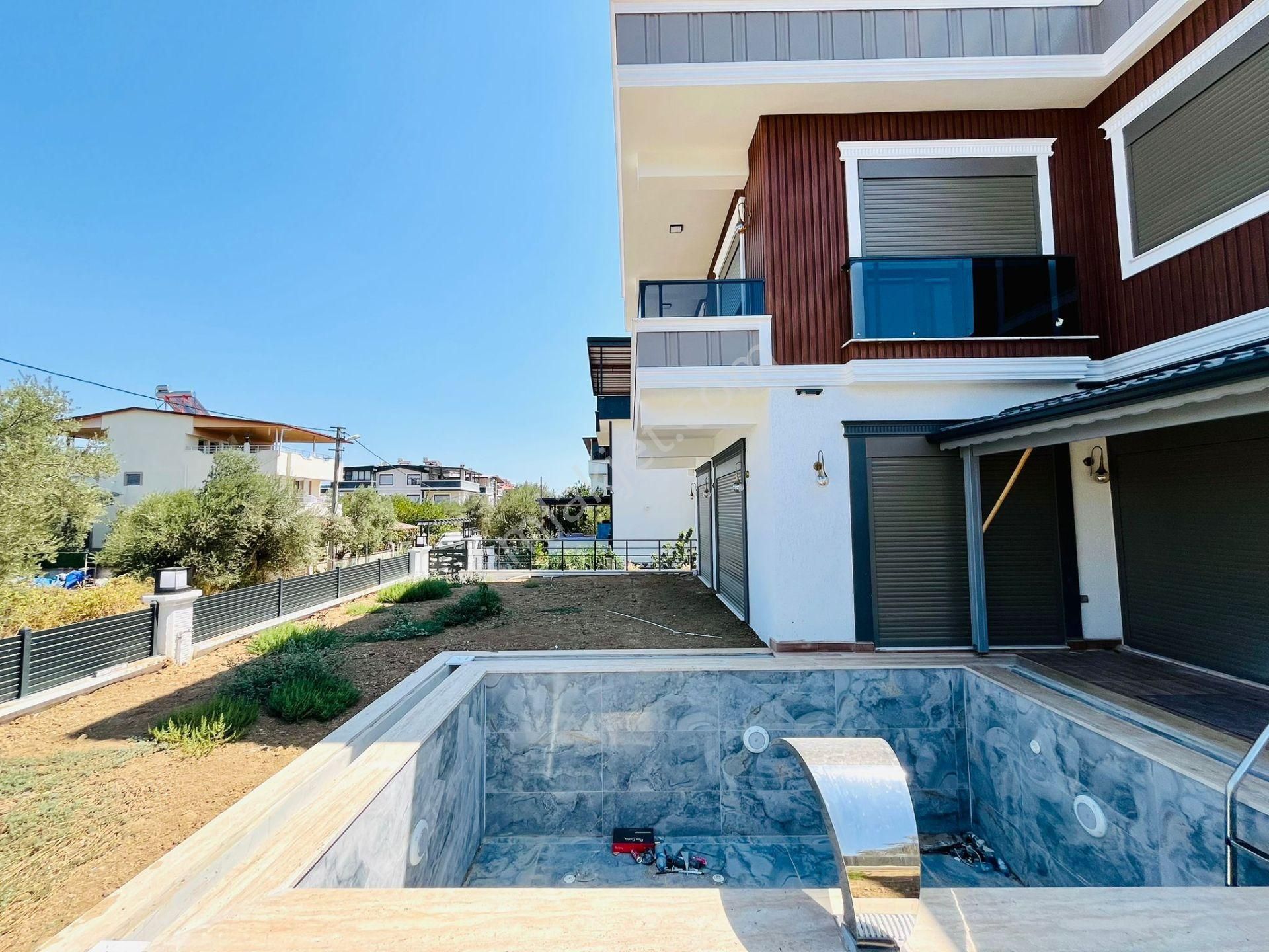 Yükselden Gürede 400 M2 Arsada Tam Bağımsız Havuzlu 6+1 Villa - Görsel 5