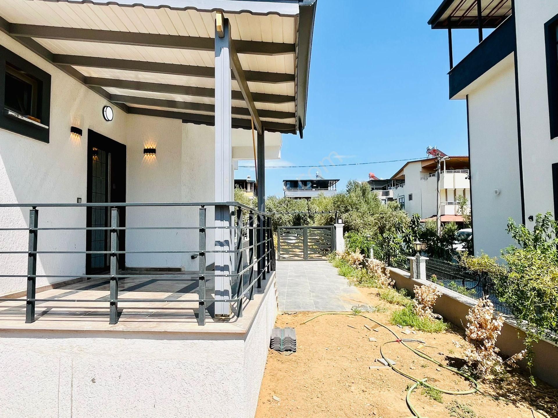 Yükselden Gürede 400 M2 Arsada Tam Bağımsız Havuzlu 6+1 Villa - Görsel 10