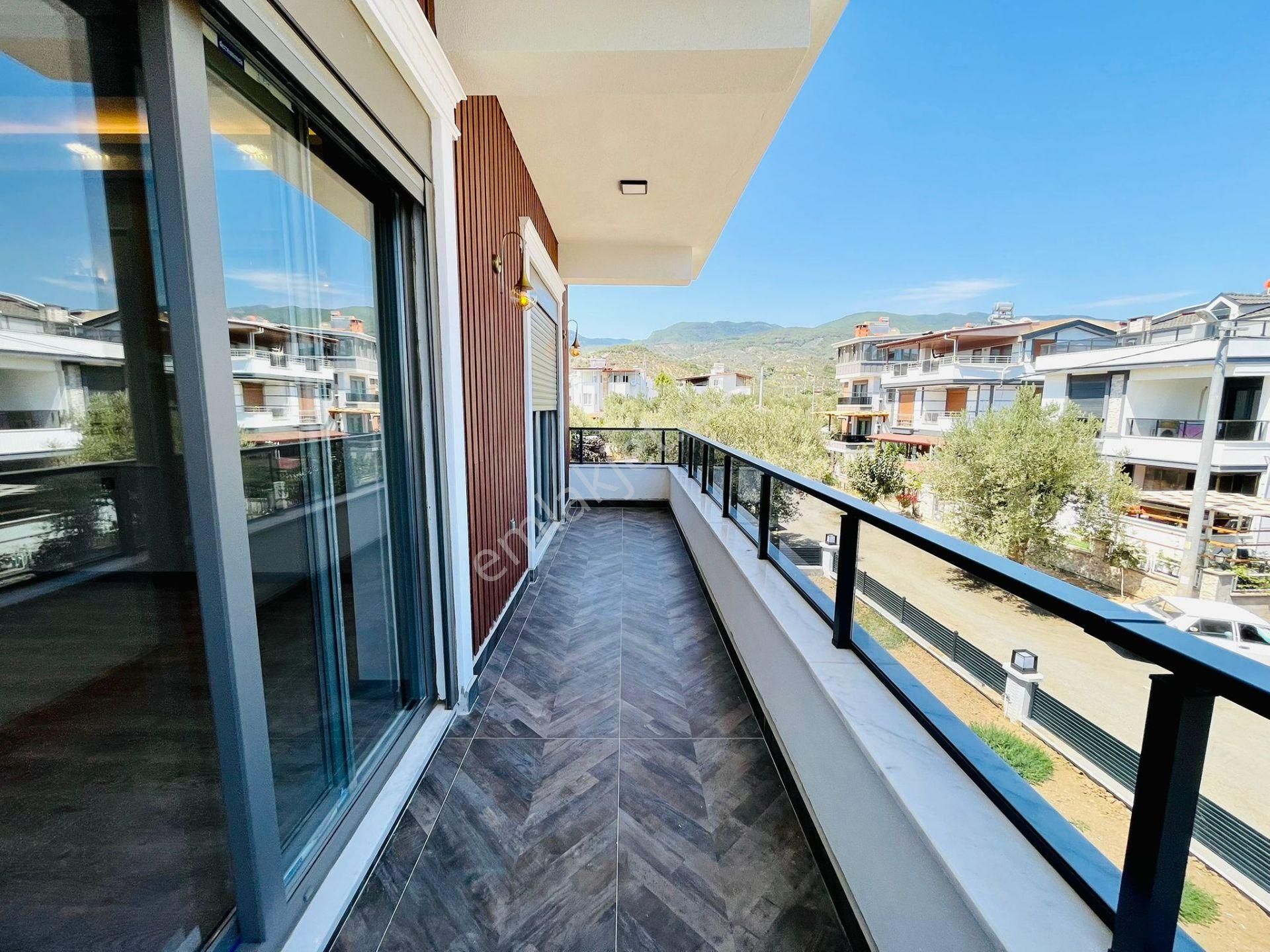 Yükselden Gürede 400 M2 Arsada Tam Bağımsız Havuzlu 6+1 Villa - Görsel 27