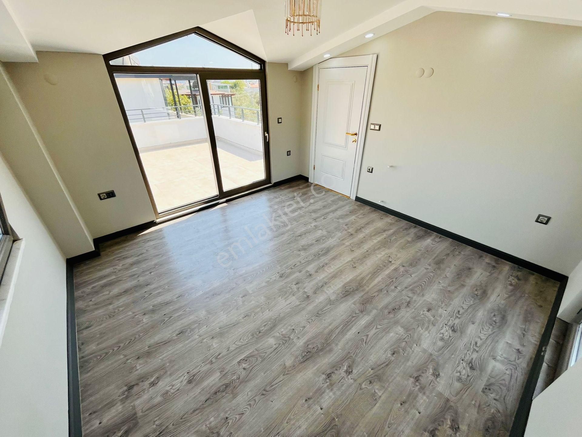 Yükselden Gürede 400 M2 Arsada Tam Bağımsız Havuzlu 6+1 Villa - Görsel 18