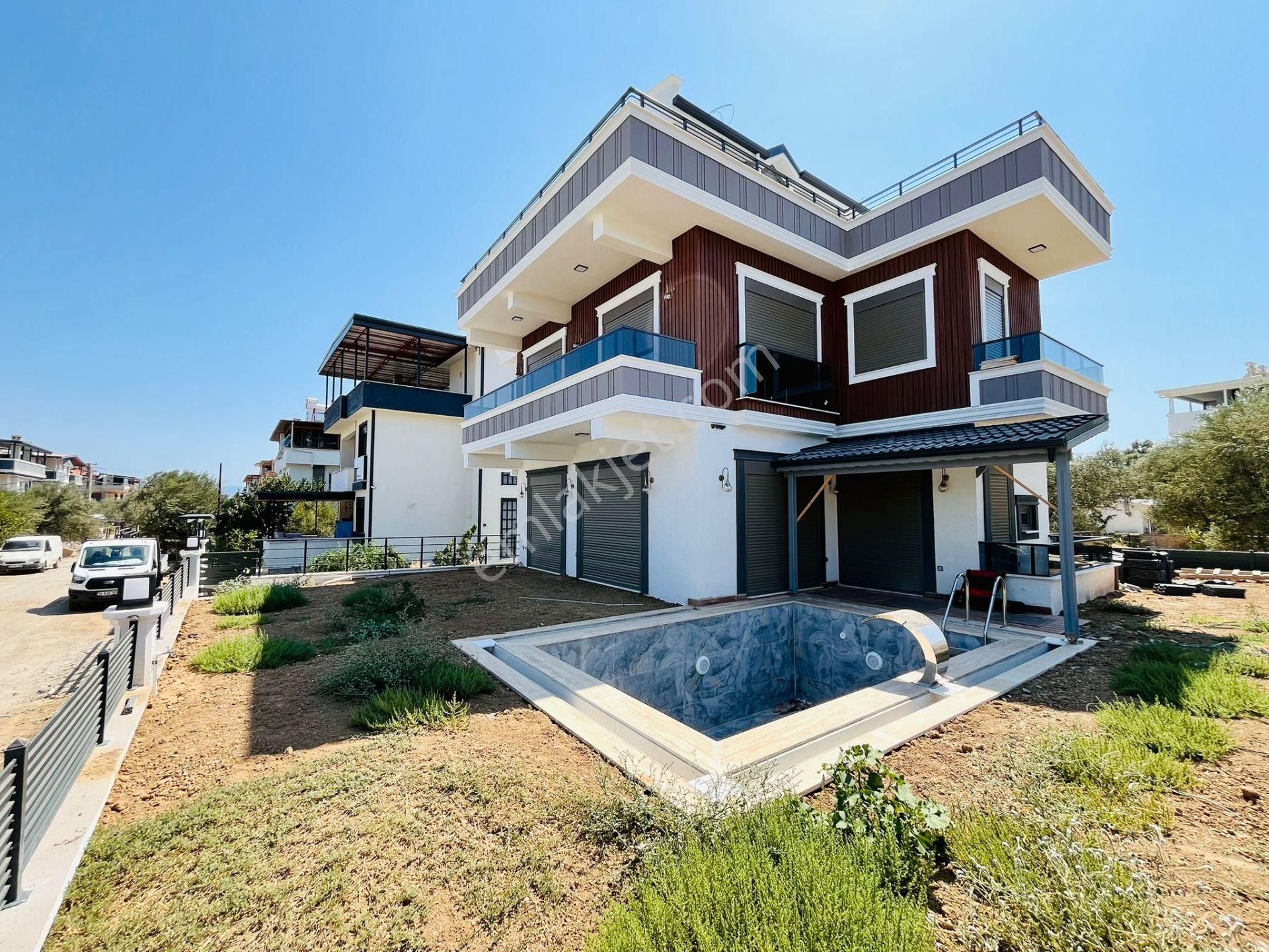 Yükselden Gürede 400 M2 Arsada Tam Bağımsız Havuzlu 6+1 Villa - Görsel 3