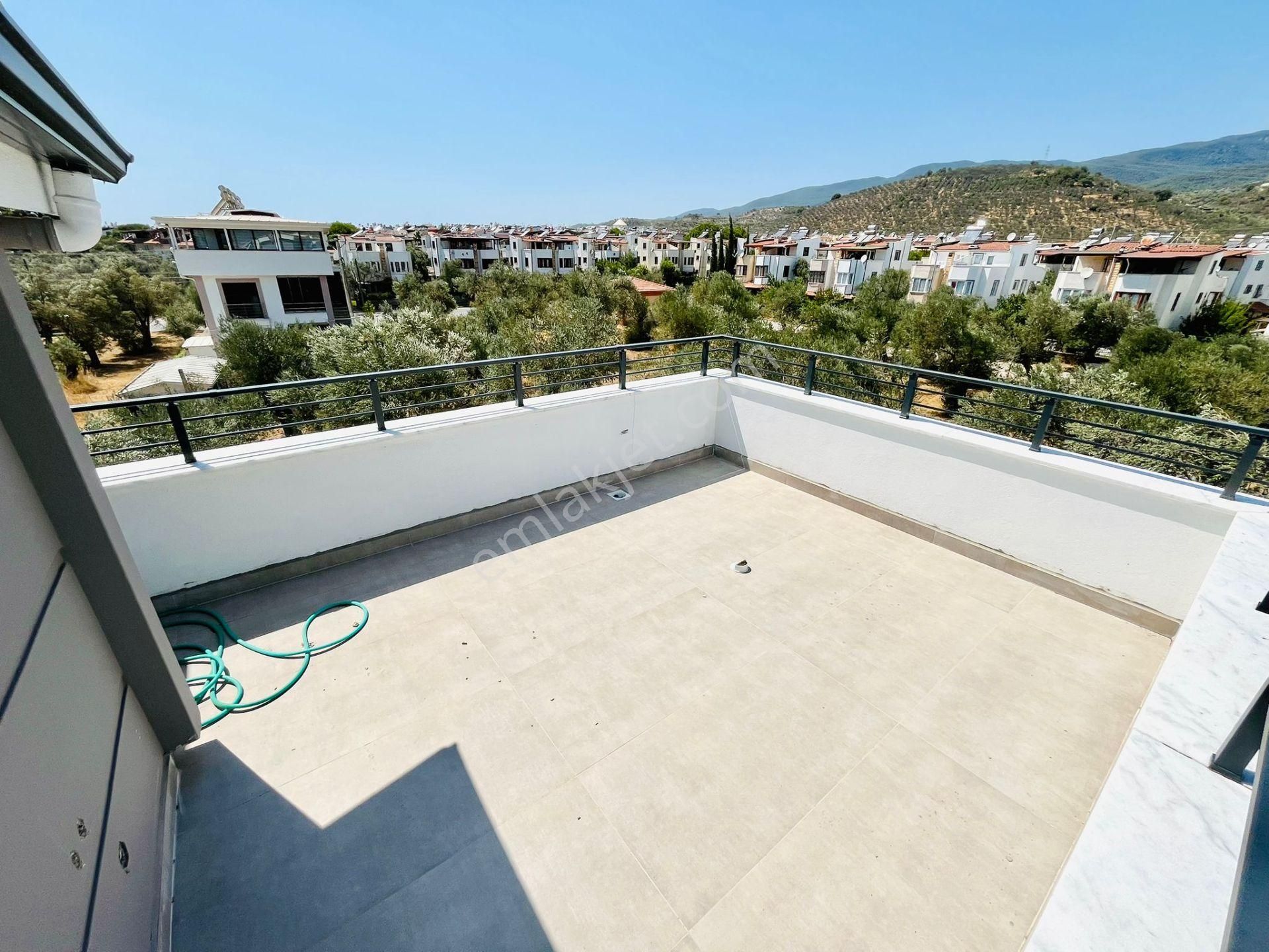 Yükselden Gürede 400 M2 Arsada Tam Bağımsız Havuzlu 6+1 Villa - Görsel 16