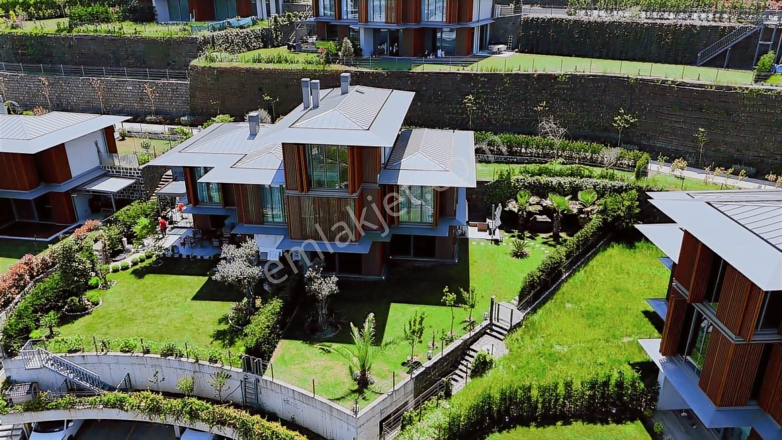 Tapulu-riva Düşler Vadisinde Özel Tasarım 4+1 Satılık Villa - Görsel 4