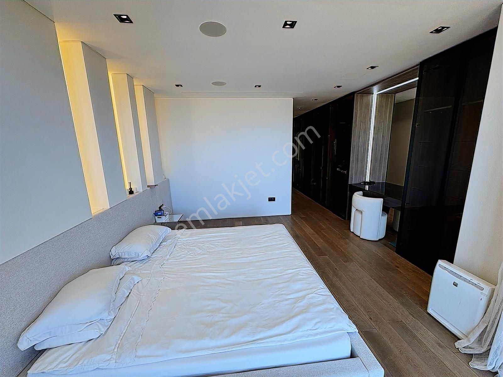 Tapulu-riva Düşler Vadisinde Özel Tasarım 4+1 Satılık Villa - Görsel 31