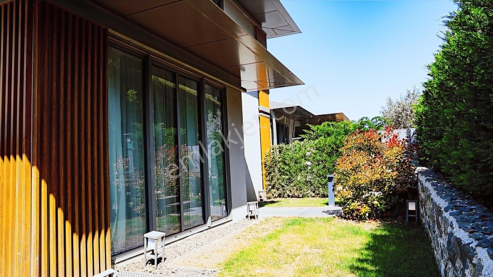 Tapulu-riva Düşler Vadisinde Özel Tasarım 4+1 Satılık Villa - Görsel 12