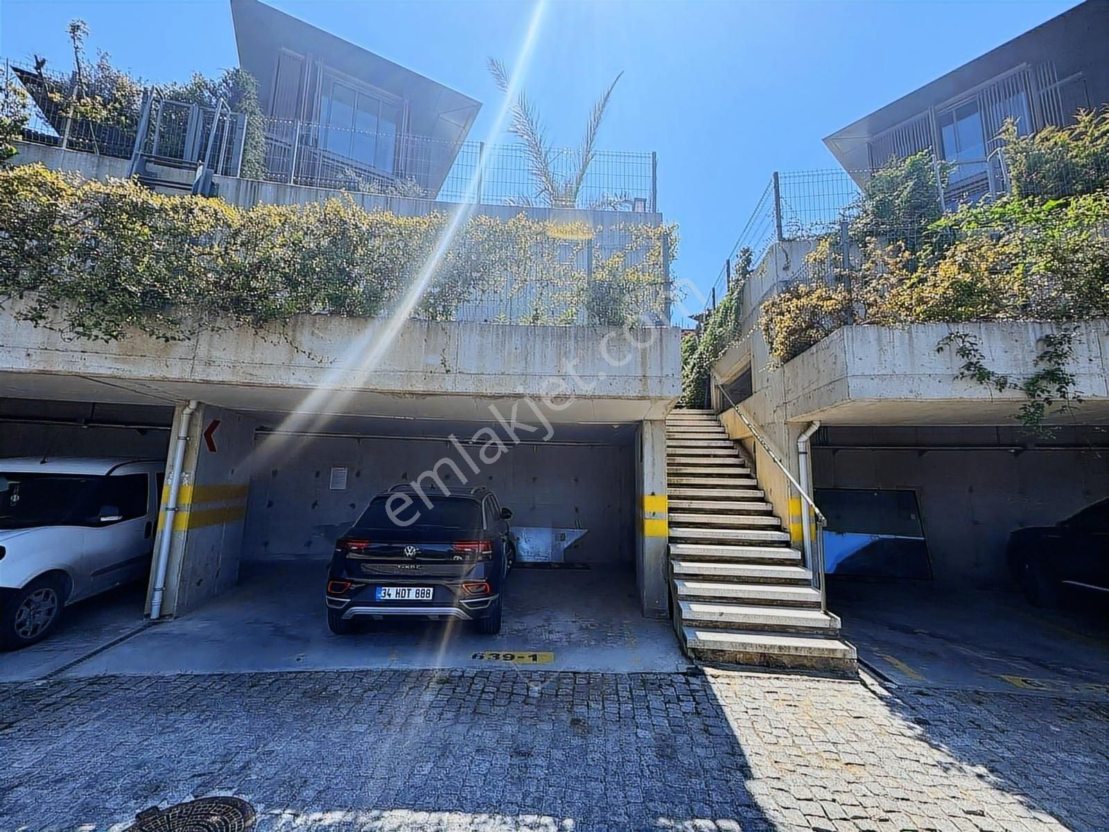 Tapulu-riva Düşler Vadisinde Özel Tasarım 4+1 Satılık Villa - Görsel 34