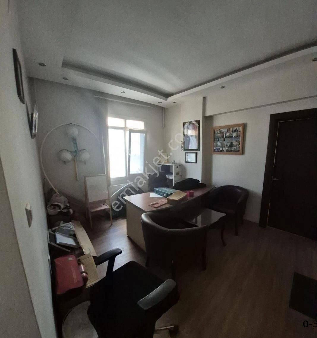 Buca İnkilap Mah//şirinyer Ziraat Bankası Yanı//cadde Üzerinde //2+1//mütahit Ofisi//eşyalı Satılık - Görsel 15